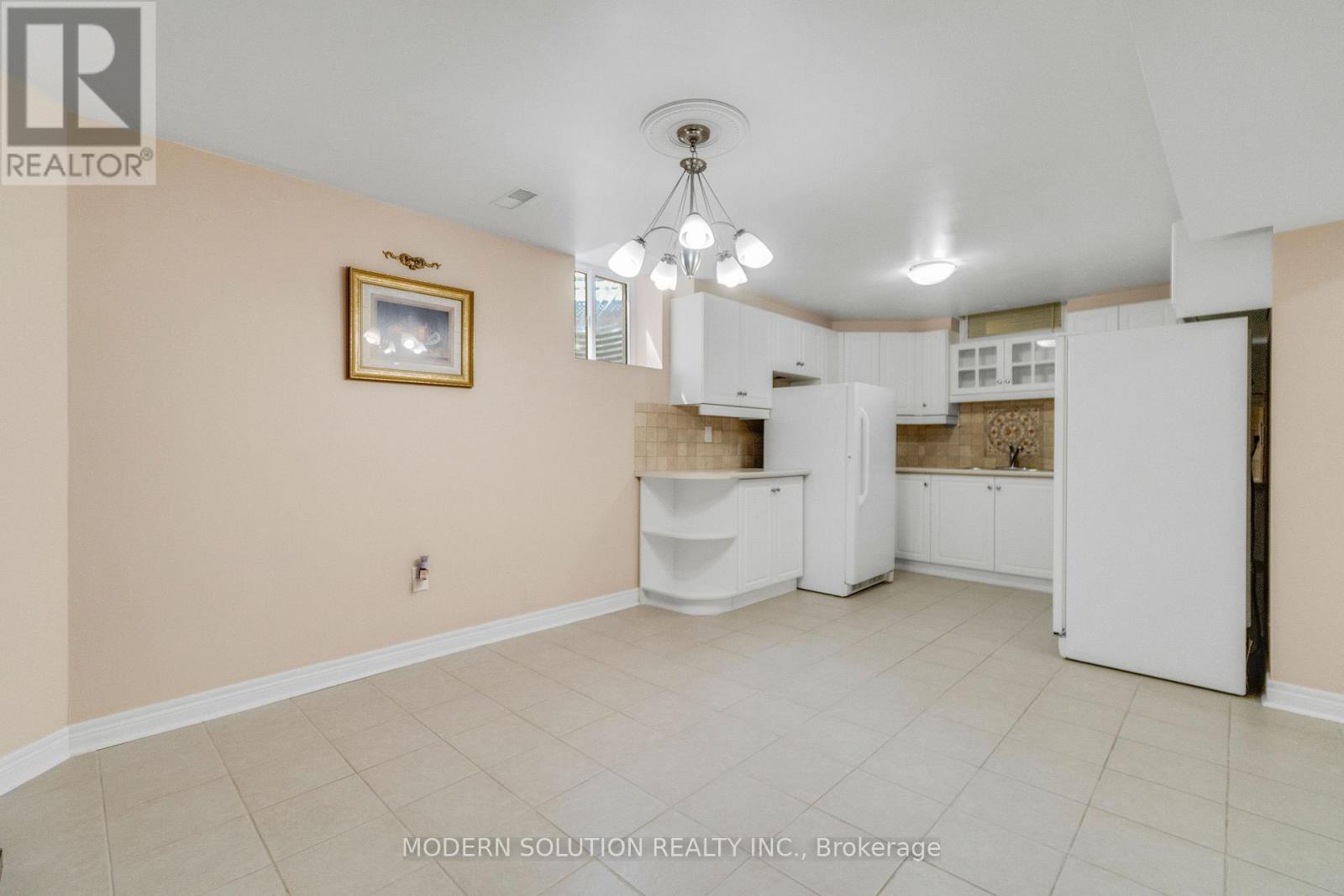 6431 Tenth Line W, Mississauga, Ontario  L5N 7J5 - Photo 34 - W12319306