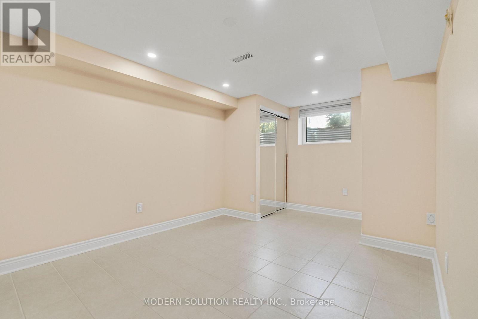 6431 Tenth Line W, Mississauga, Ontario  L5N 7J5 - Photo 39 - W12319306