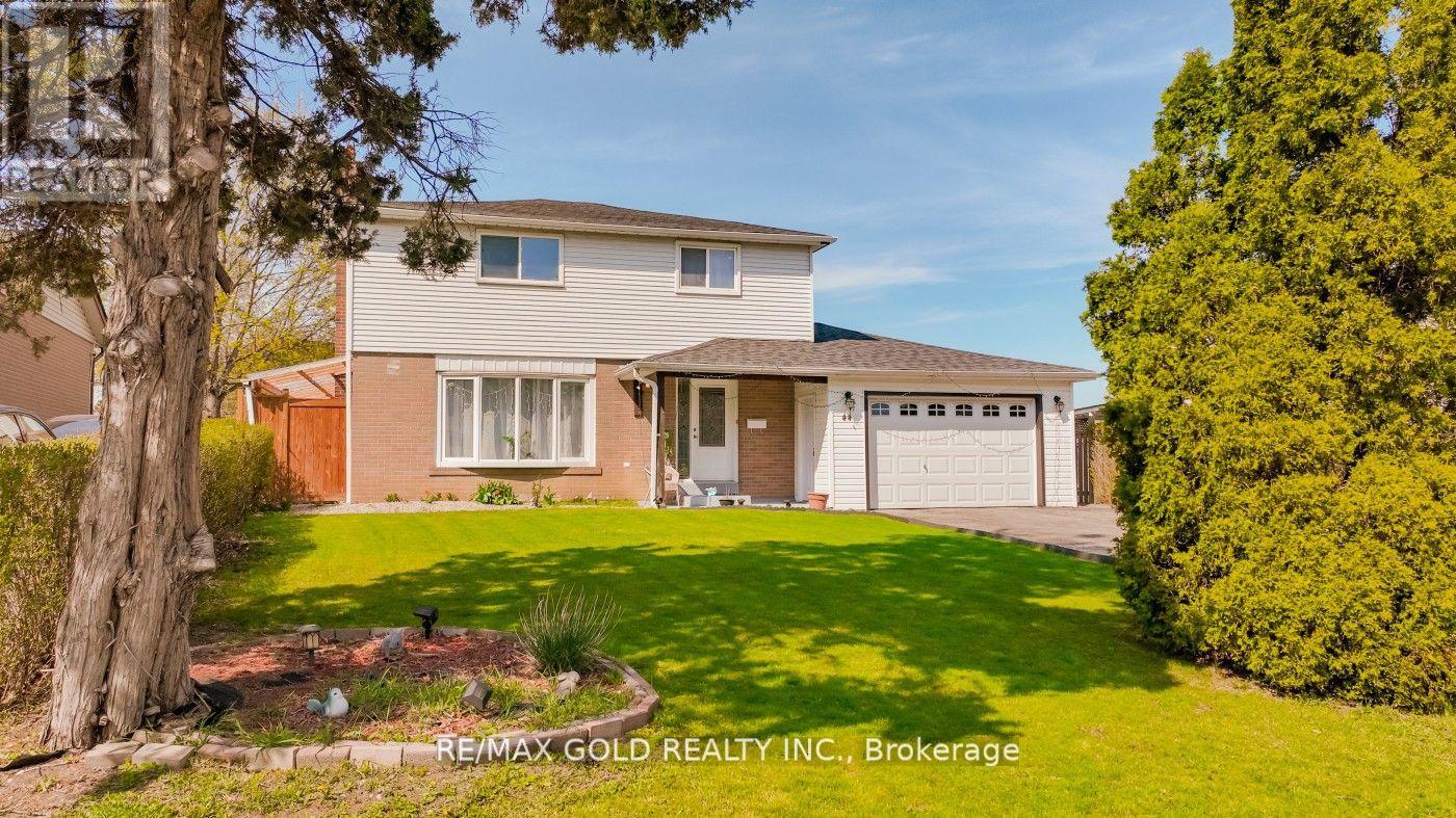Property at 44 DUNBLAINE CRESCENT image 1