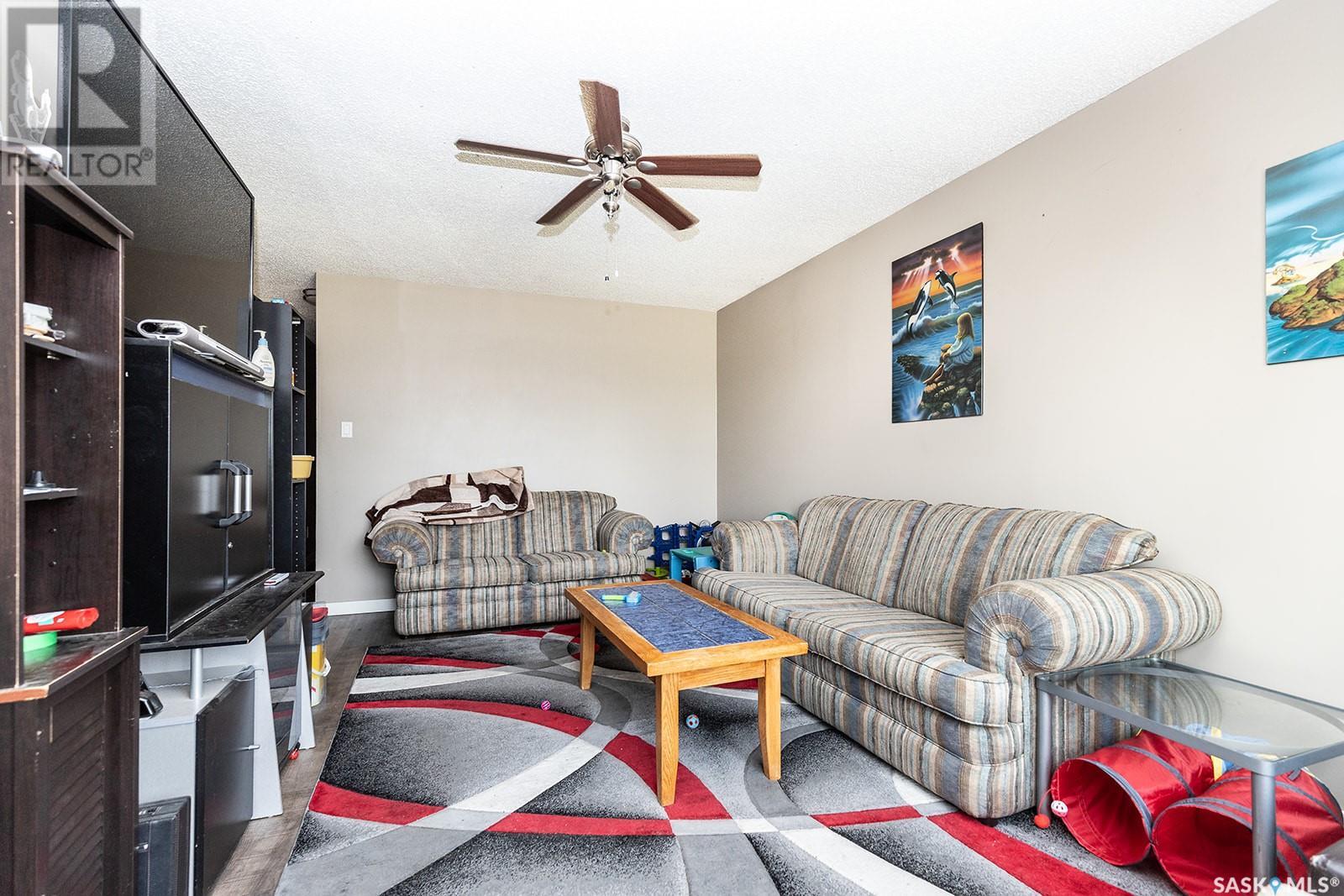 A & B 114 James Street, Langham, Saskatchewan  S0K 2L0 - Photo 11 - SK014246