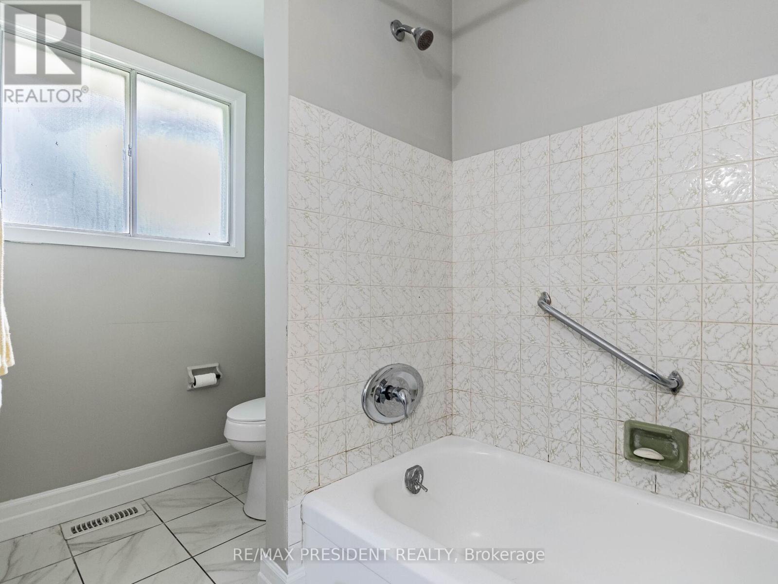 197 Blair Road, Cambridge, Ontario  N1S 2J7 - Photo 25 - X12319326