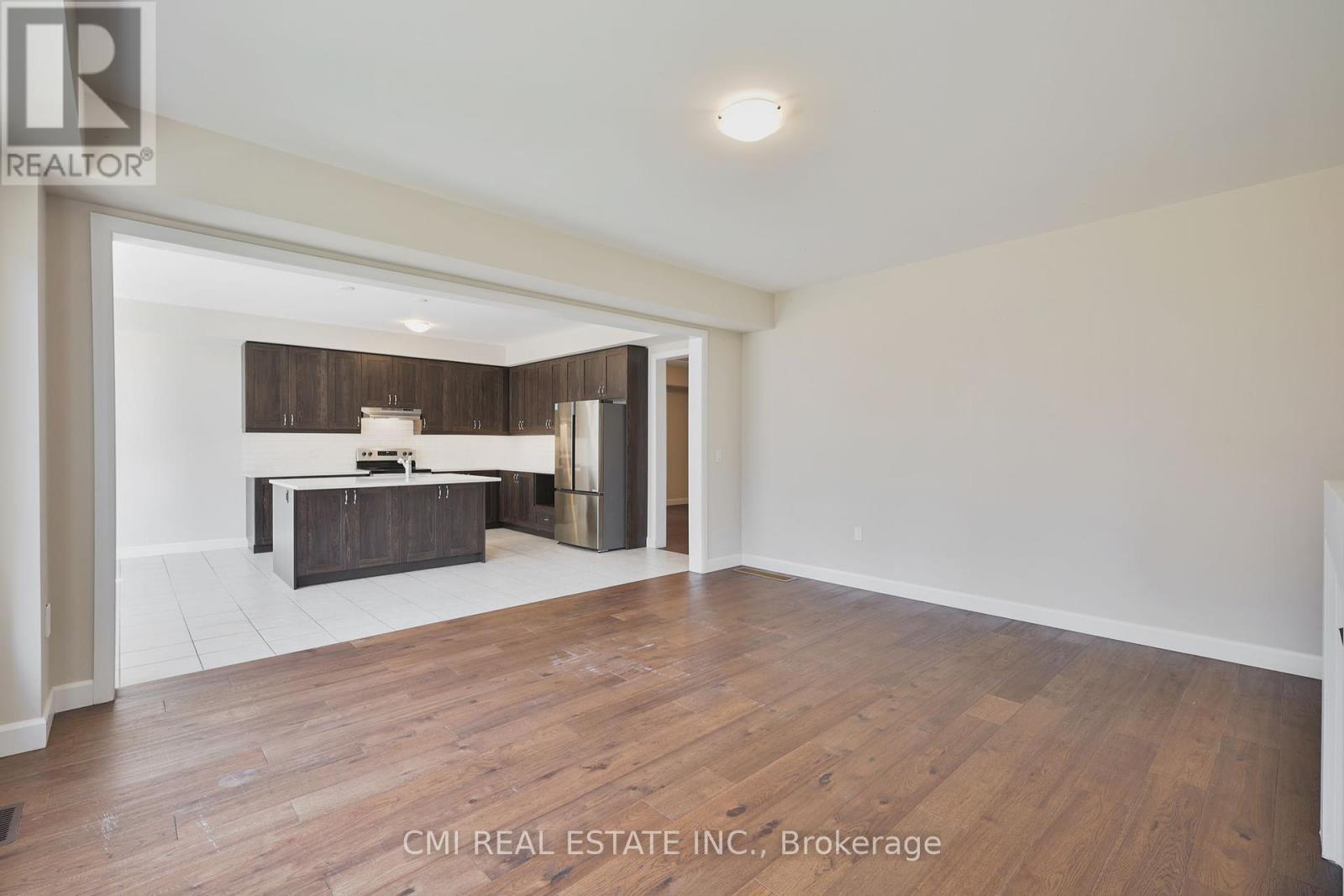 101 York Drive, Peterborough North, Ontario  K9K 0H7 - Photo 8 - X12319382