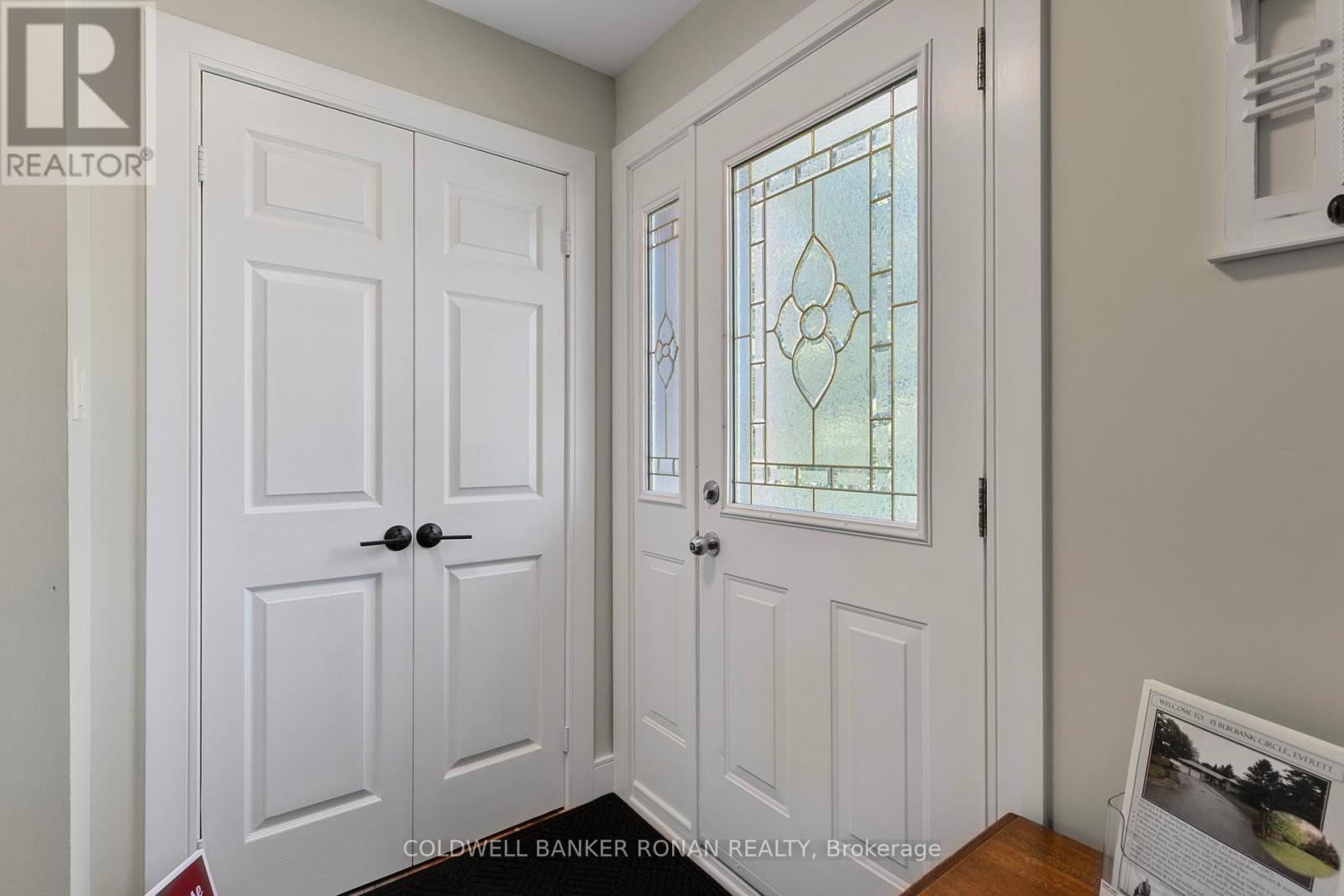 15 Burbank Circle, Adjala-Tosorontio (Everett), Ontario  L0M 1J0 - Photo 5 - N12317061