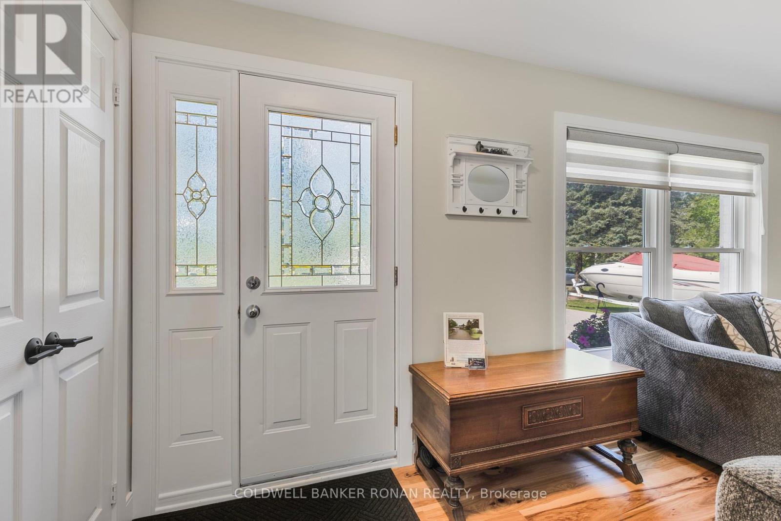 15 Burbank Circle, Adjala-Tosorontio (Everett), Ontario  L0M 1J0 - Photo 6 - N12317061