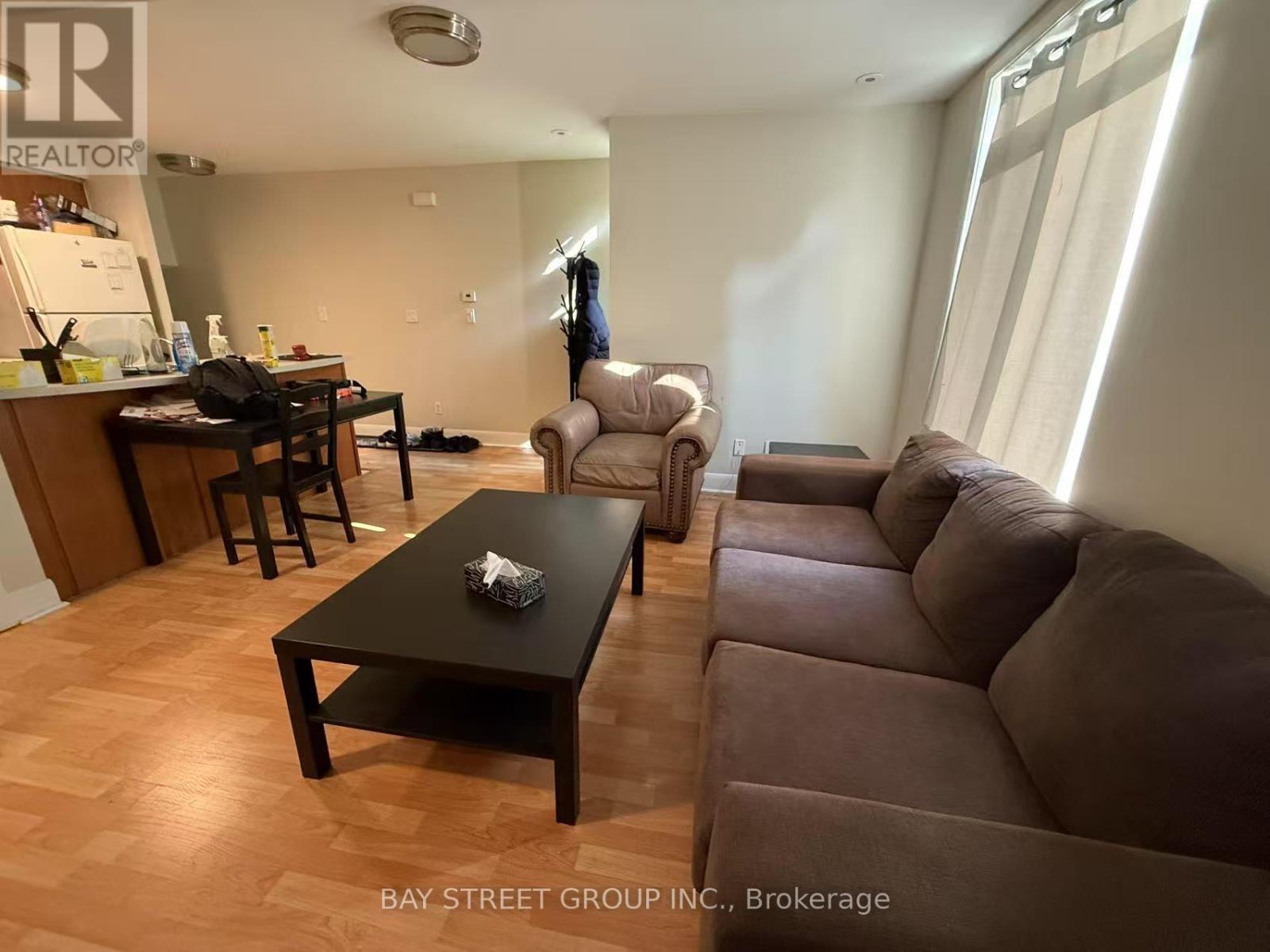 400 - 415 Jarvis Street, Toronto, Ontario  M4Y 3C1 - Photo 2 - C12281946