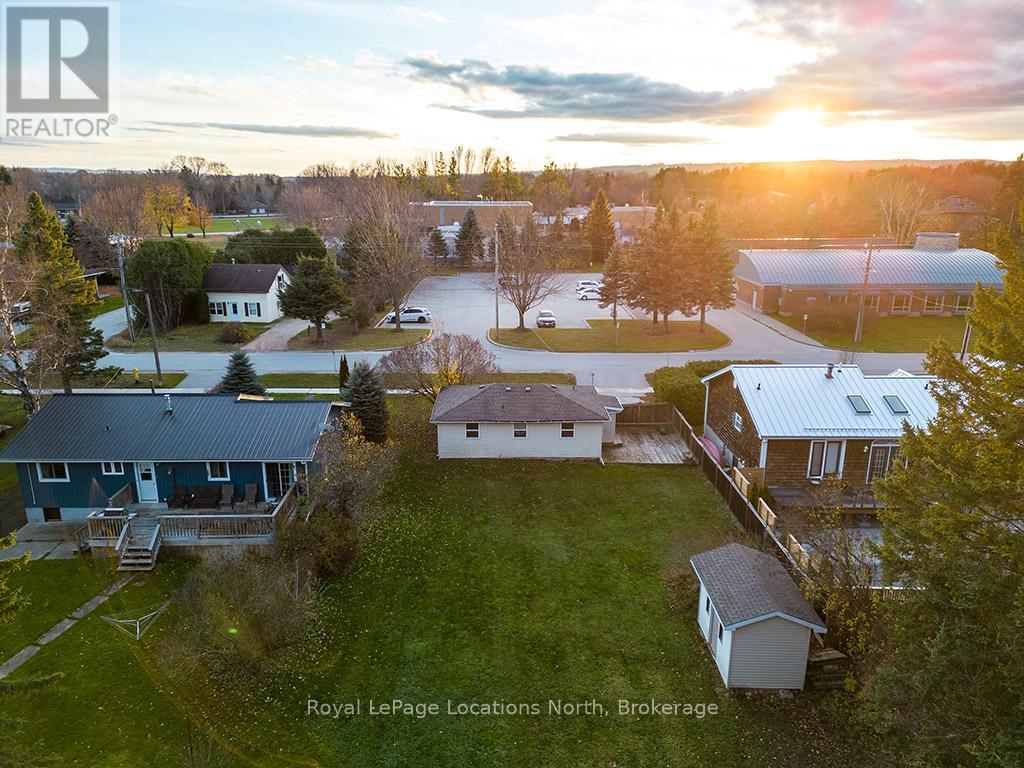14 Napier Street E, Blue Mountains, Ontario  N0H 2P0 - Photo 11 - X12319647