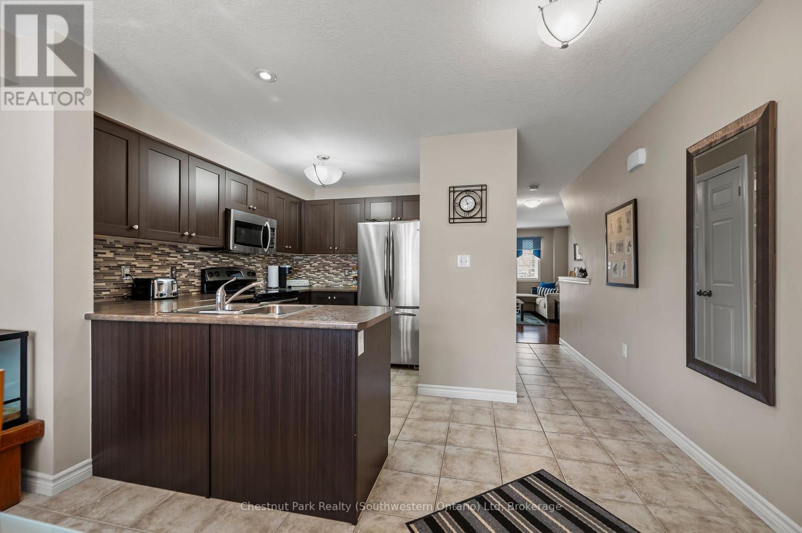 35a - 15 Carere Crescent, Guelph, Ontario  N1E 0K4 - Photo 11 - X12319660
