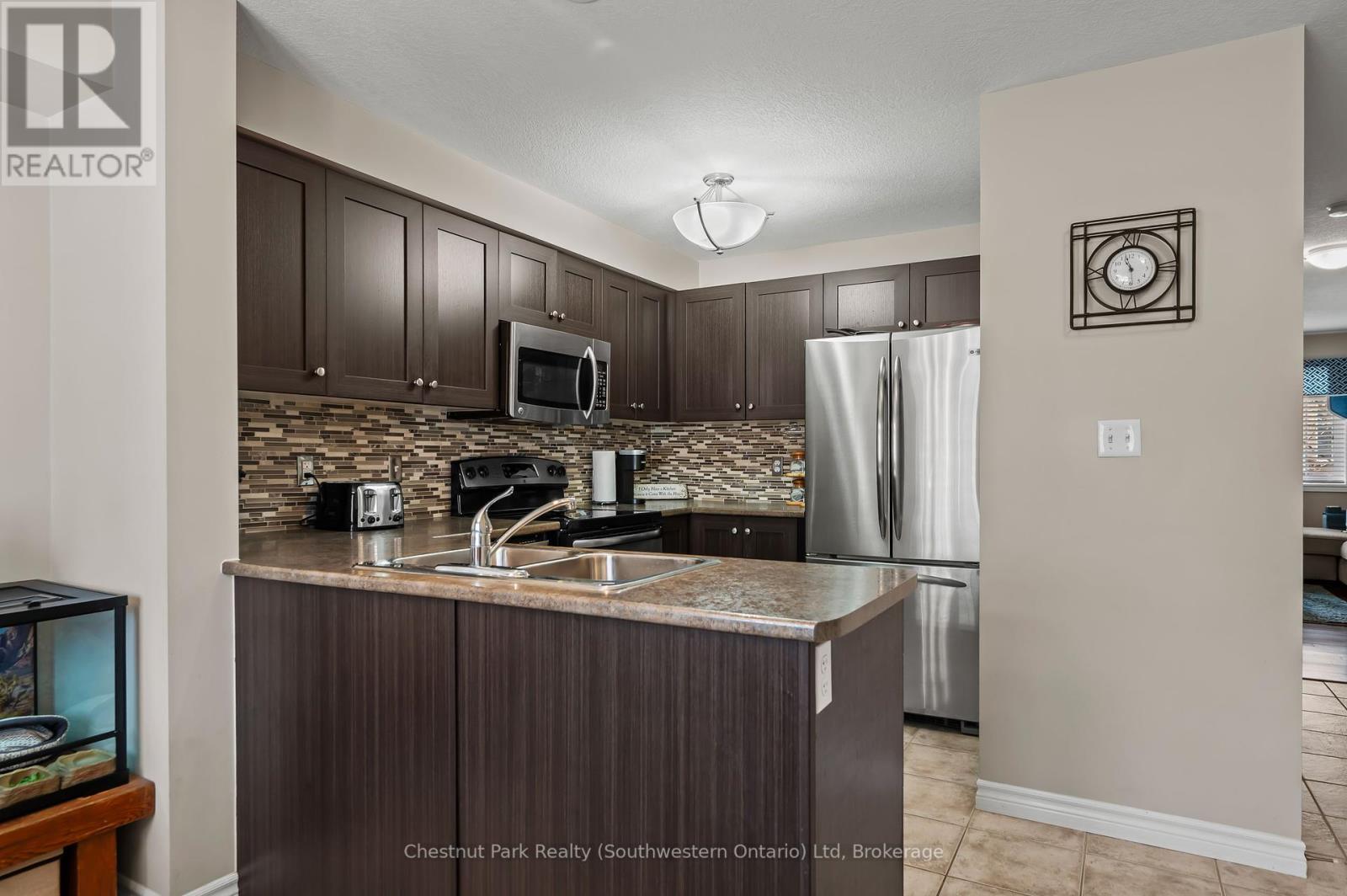 35a - 15 Carere Crescent, Guelph, Ontario  N1E 0K4 - Photo 12 - X12319660