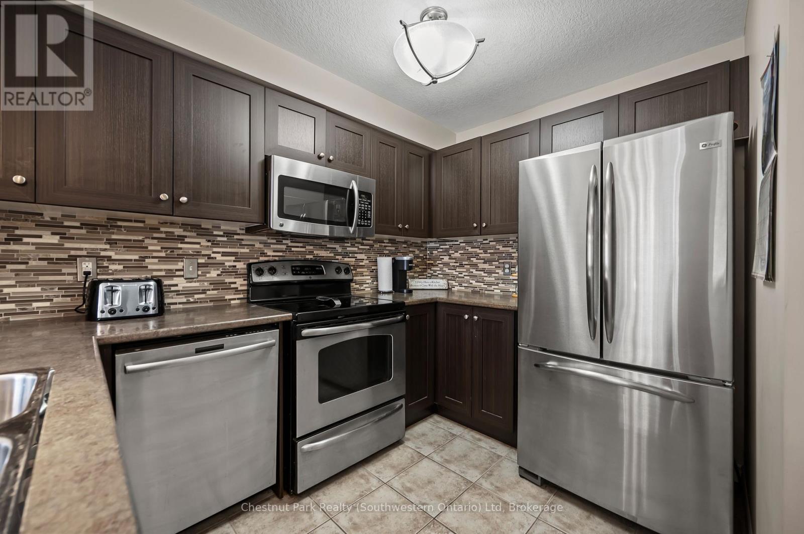 35a - 15 Carere Crescent, Guelph, Ontario  N1E 0K4 - Photo 14 - X12319660