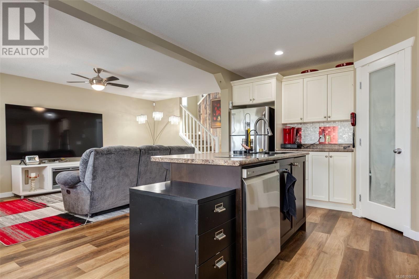 424 Alpen Way, Nanaimo, British Columbia  V9R 0B9 - Photo 11 - 1008373