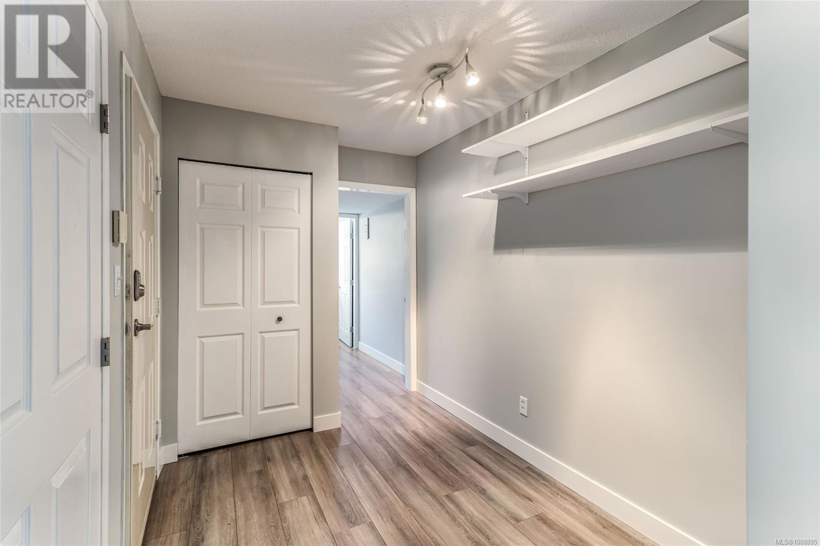 6267 Mcrobb Ave, Nanaimo, British Columbia  V9V 1M4 - Photo 8 - 1008895