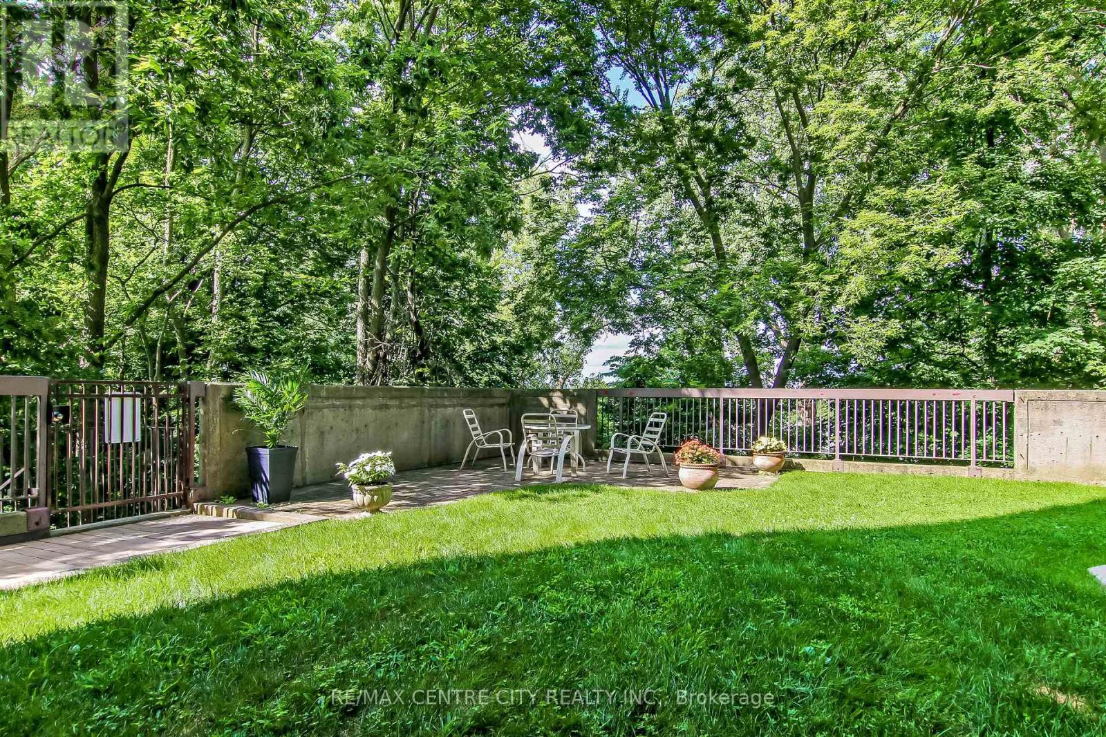 205 - 549 Ridout Street N, London East, Ontario  N6A 5N5 - Photo 31 - X12319654