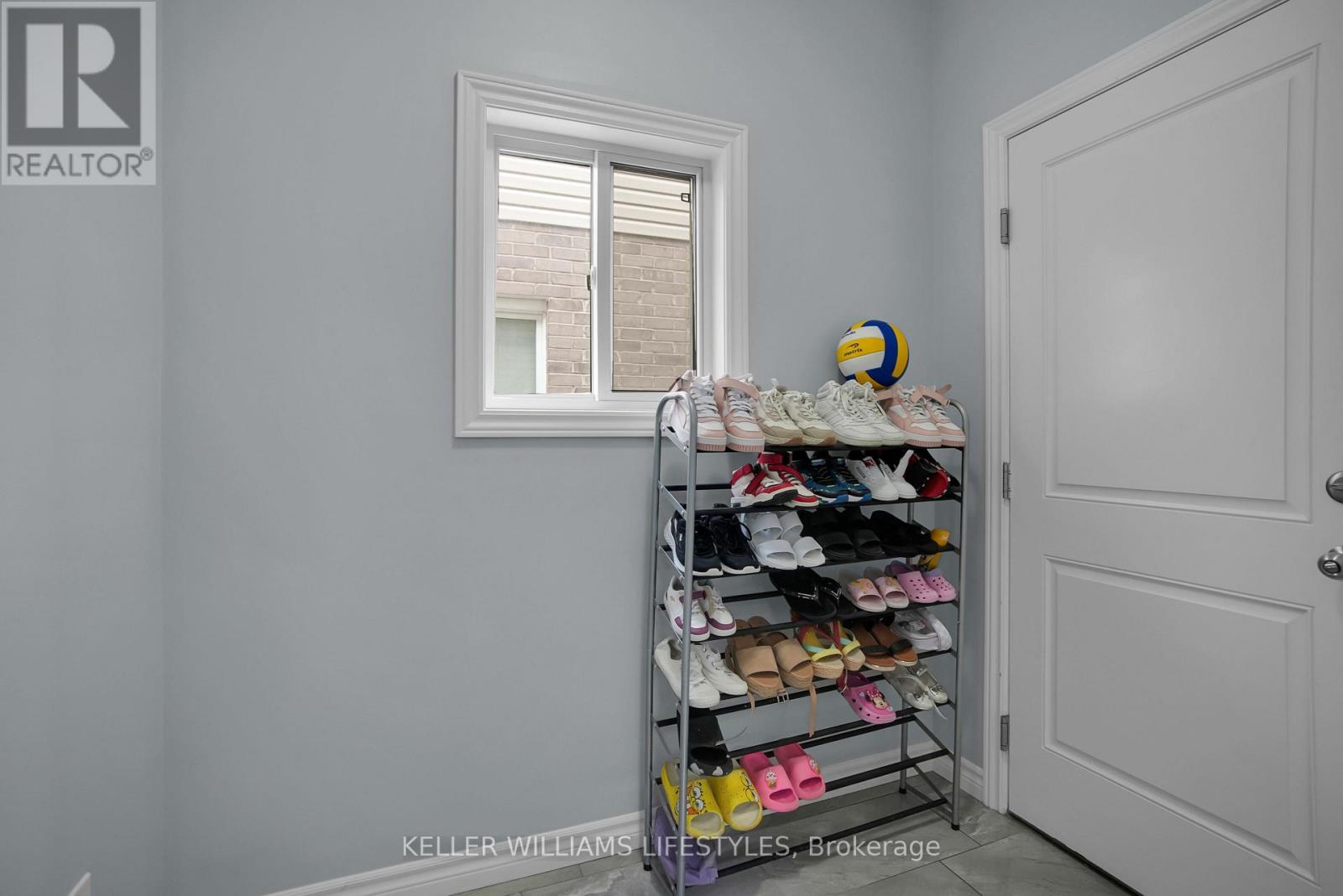 3447 Georgeheriot Lane, London South, Ontario  N6L 0A5 - Photo 9 - X12319661