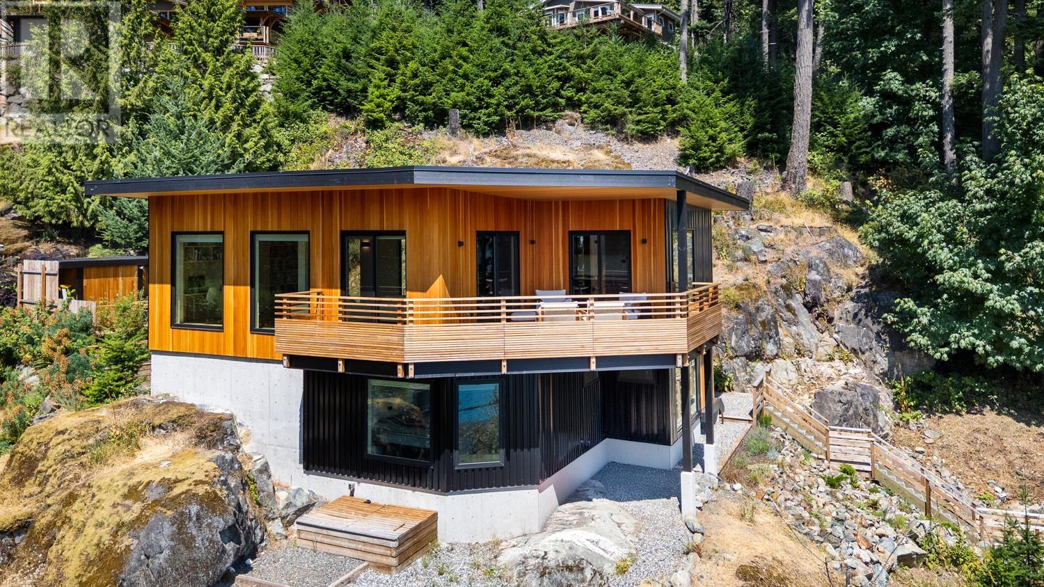 Property at 1486 EAGLE CLIFF ROAD image 1
