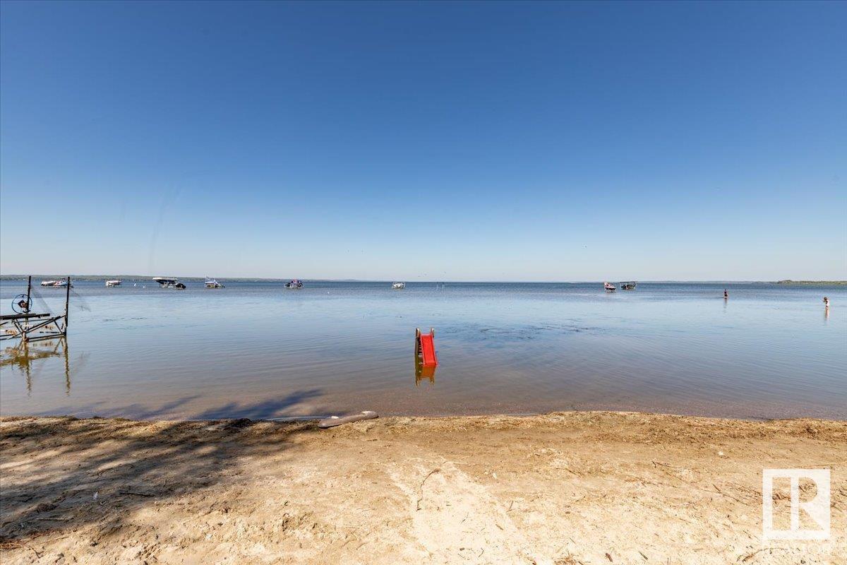 101 1st Ave Mameo Beach, Rural Wetaskiwin County, Alberta  T0C 1X0 - Photo 24 - E4450750