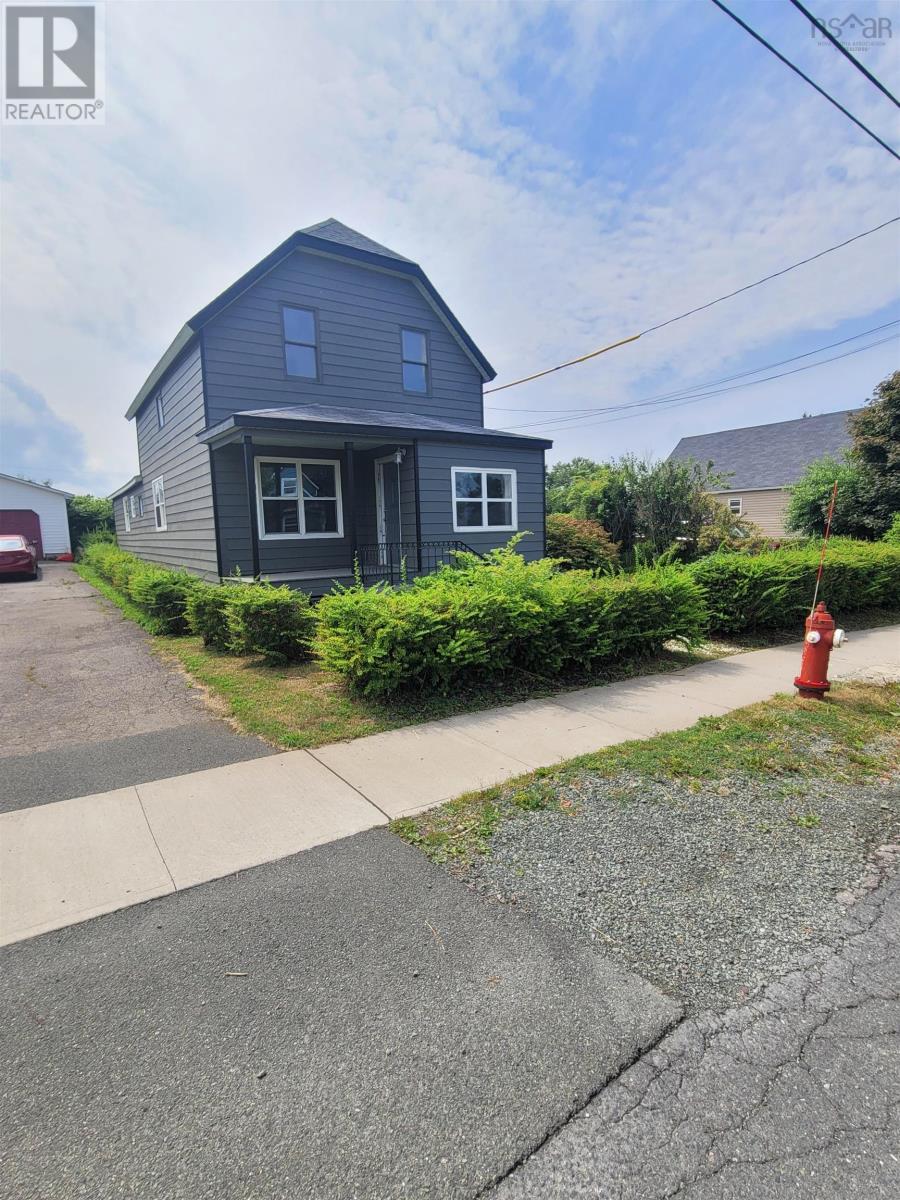 22 Dragatis Street, Glace Bay, Nova Scotia  B1A 2B5 - Photo 2 - 202519366