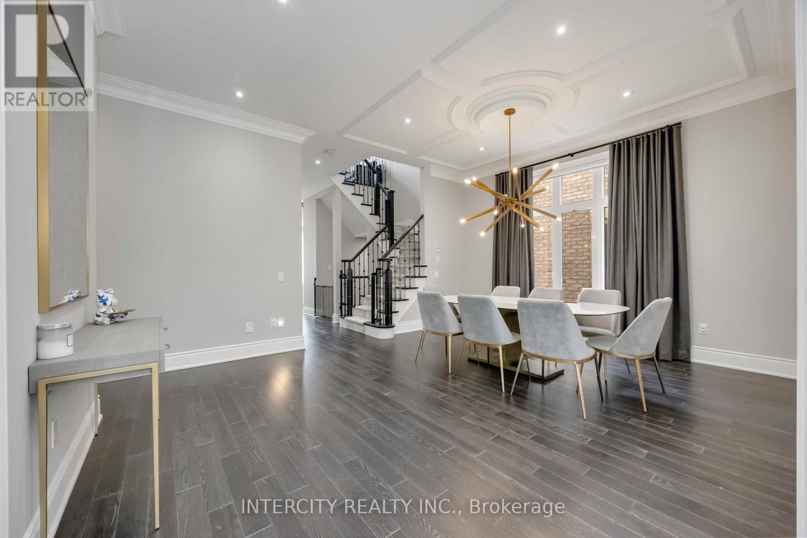 40 Garyscholl Road, Vaughan, Ontario  L4L 1A6 - Photo 10 - N12262050