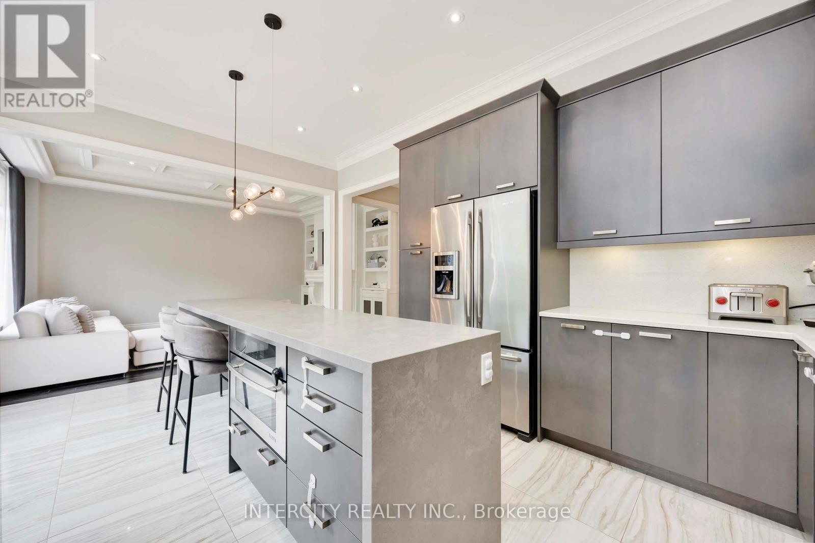 Property at 40 GARYSCHOLL ROAD image 5