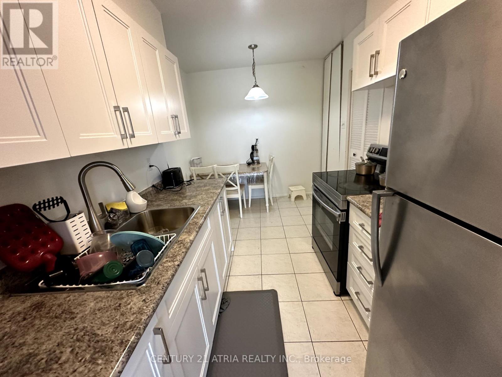 814 - 350 Seneca Hill Drive, Toronto (Don Valley Village), Ontario  M2J 4S7 - Photo 7 - C12319474
