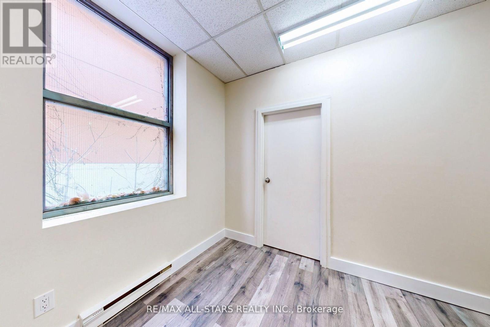 304 - 66 Gerrard Street E, Toronto, Ontario  M5B 1G3 - Photo 6 - C12319595