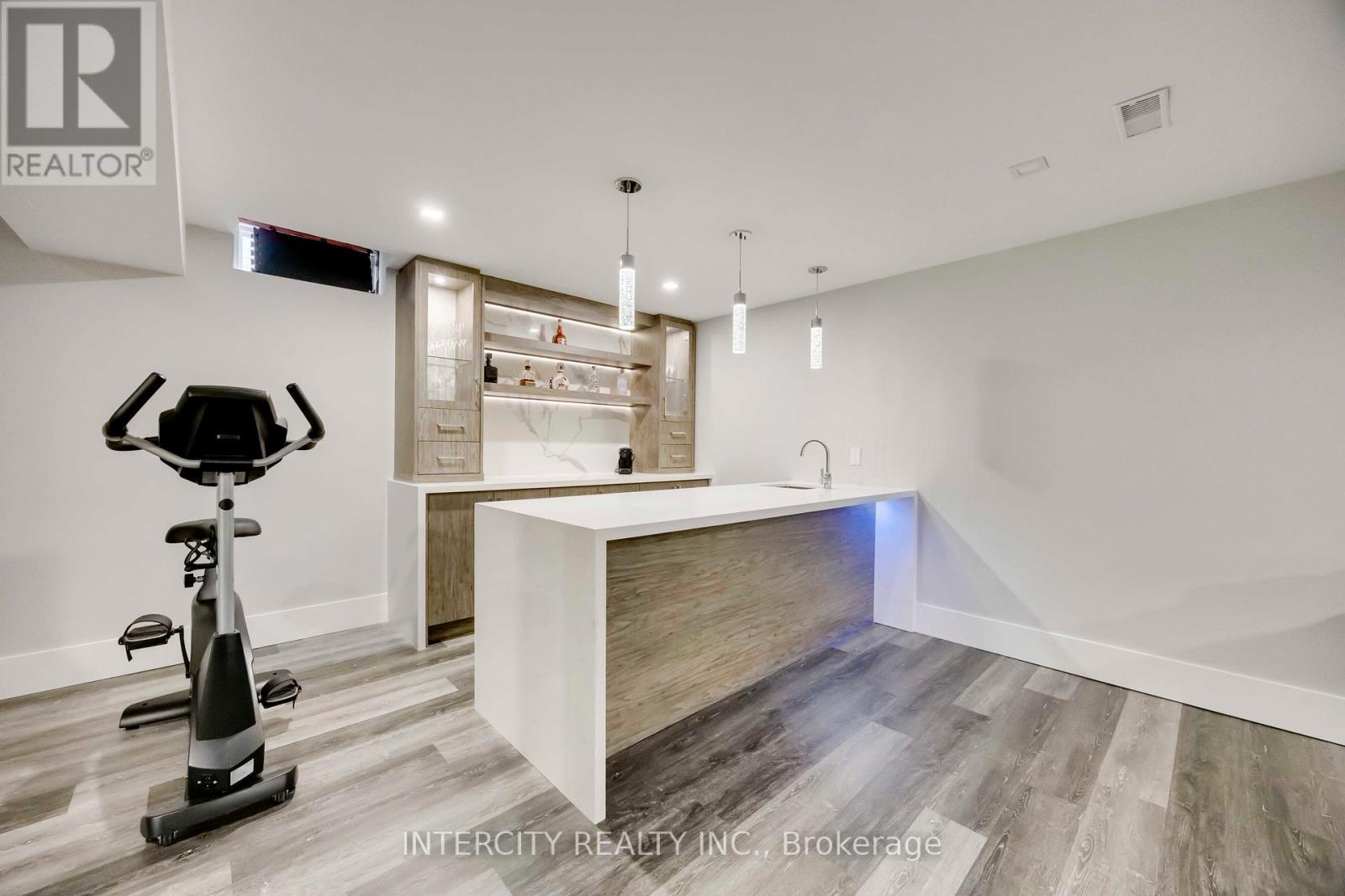 40 Garyscholl Road, Vaughan, Ontario  L4L 1A6 - Photo 34 - N12262050