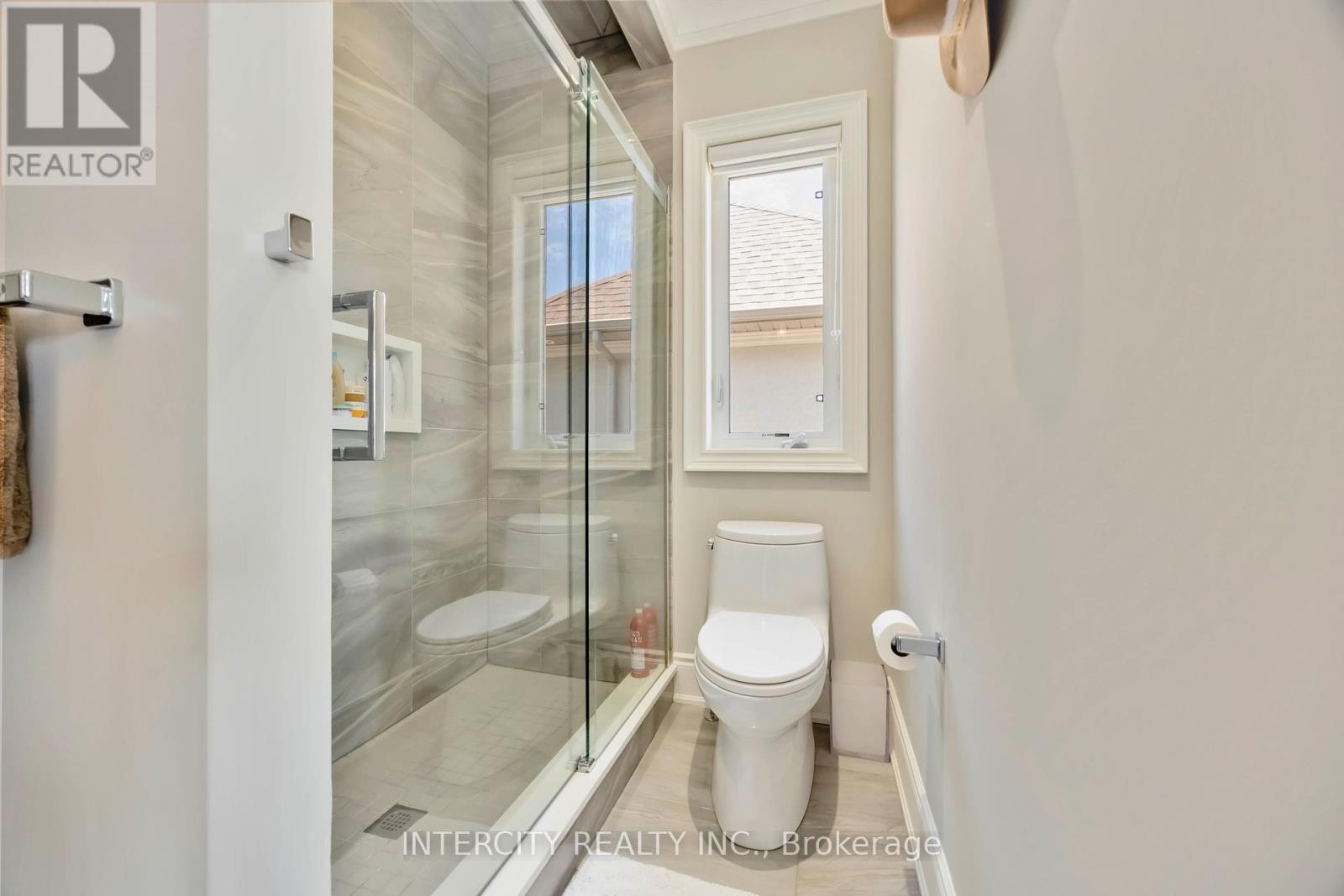 40 Garyscholl Road, Vaughan, Ontario  L4L 1A6 - Photo 28 - N12262050