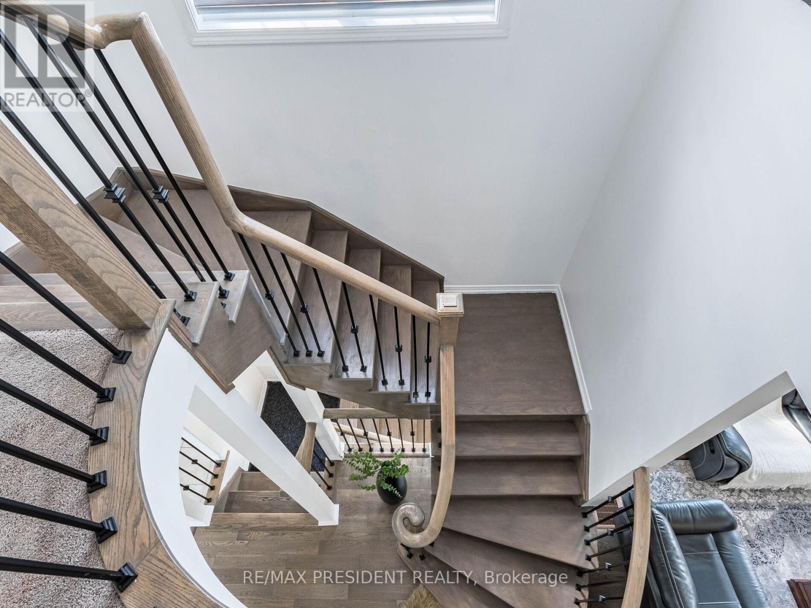 161 Munro Circle E, Brantford, Ontario  N3T 0R3 - Photo 23 - X12319335