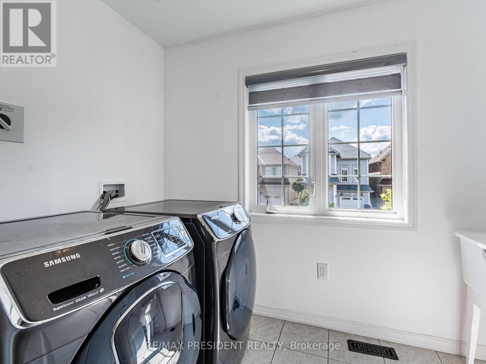 161 Munro Circle E, Brantford, Ontario  N3T 0R3 - Photo 36 - X12319335