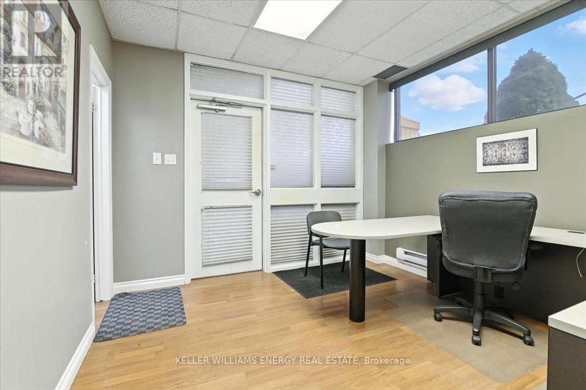 Lower Level - 372 King Street W, Oshawa, Ontario  L1J 2J9 - Photo 12 - E12318259