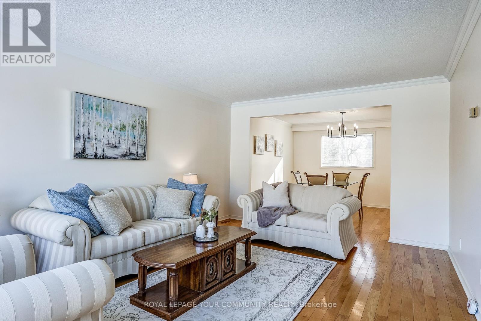 37 Mackay Drive, Richmond Hill, Ontario  L4C 6N9 - Photo 15 - N12319475