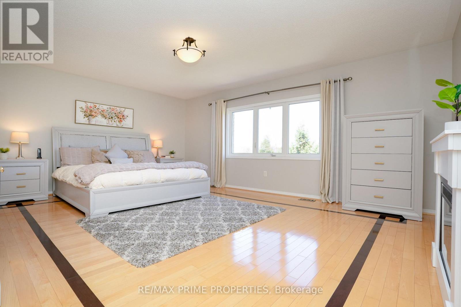 54 Vitlor Drive, Richmond Hill, Ontario  L4E 4P9 - Photo 23 - N12319547