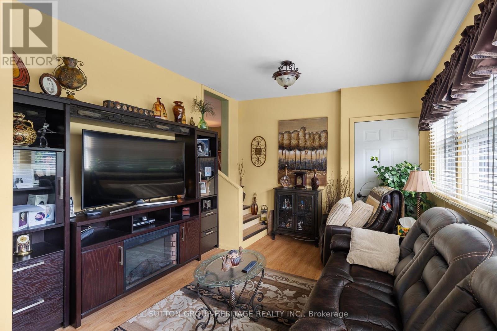 29 Cameron Drive, Oro-Medonte, Ontario  L0L 1T0 - Photo 16 - S12319445