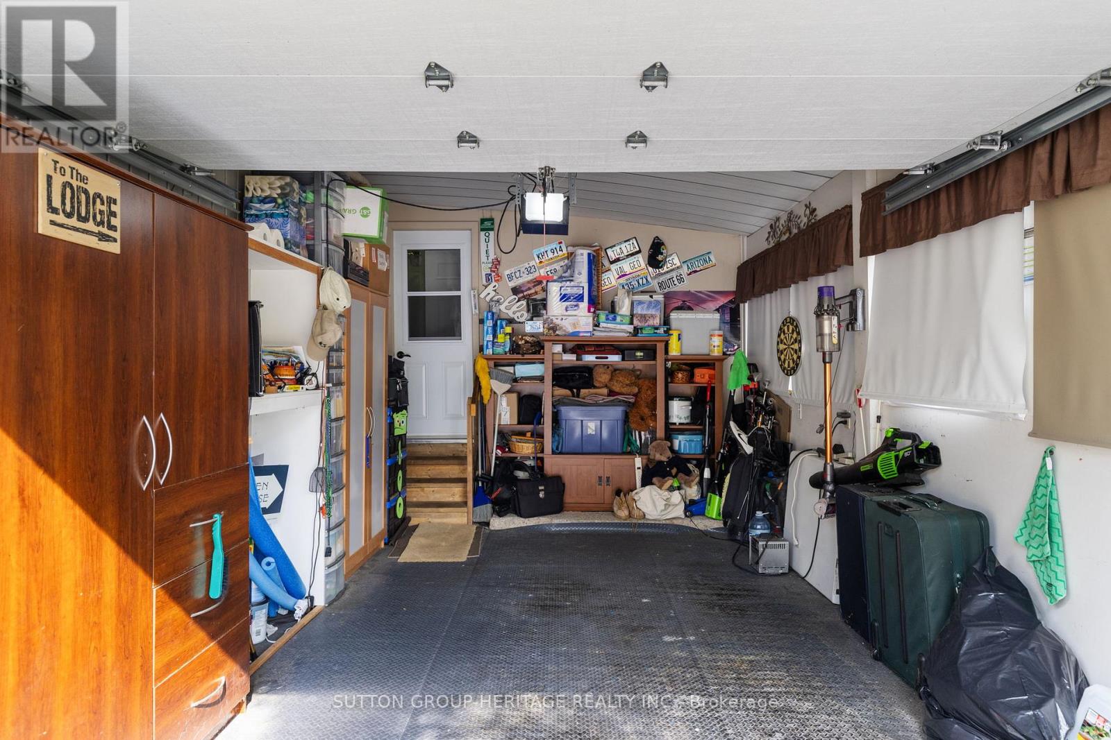 29 Cameron Drive, Oro-Medonte, Ontario  L0L 1T0 - Photo 24 - S12319445