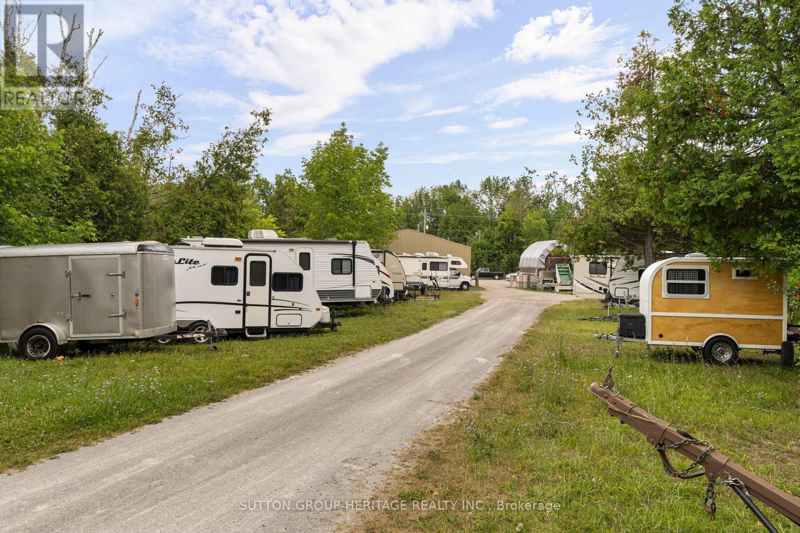 29 Cameron Drive, Oro-Medonte, Ontario  L0L 1T0 - Photo 38 - S12319445