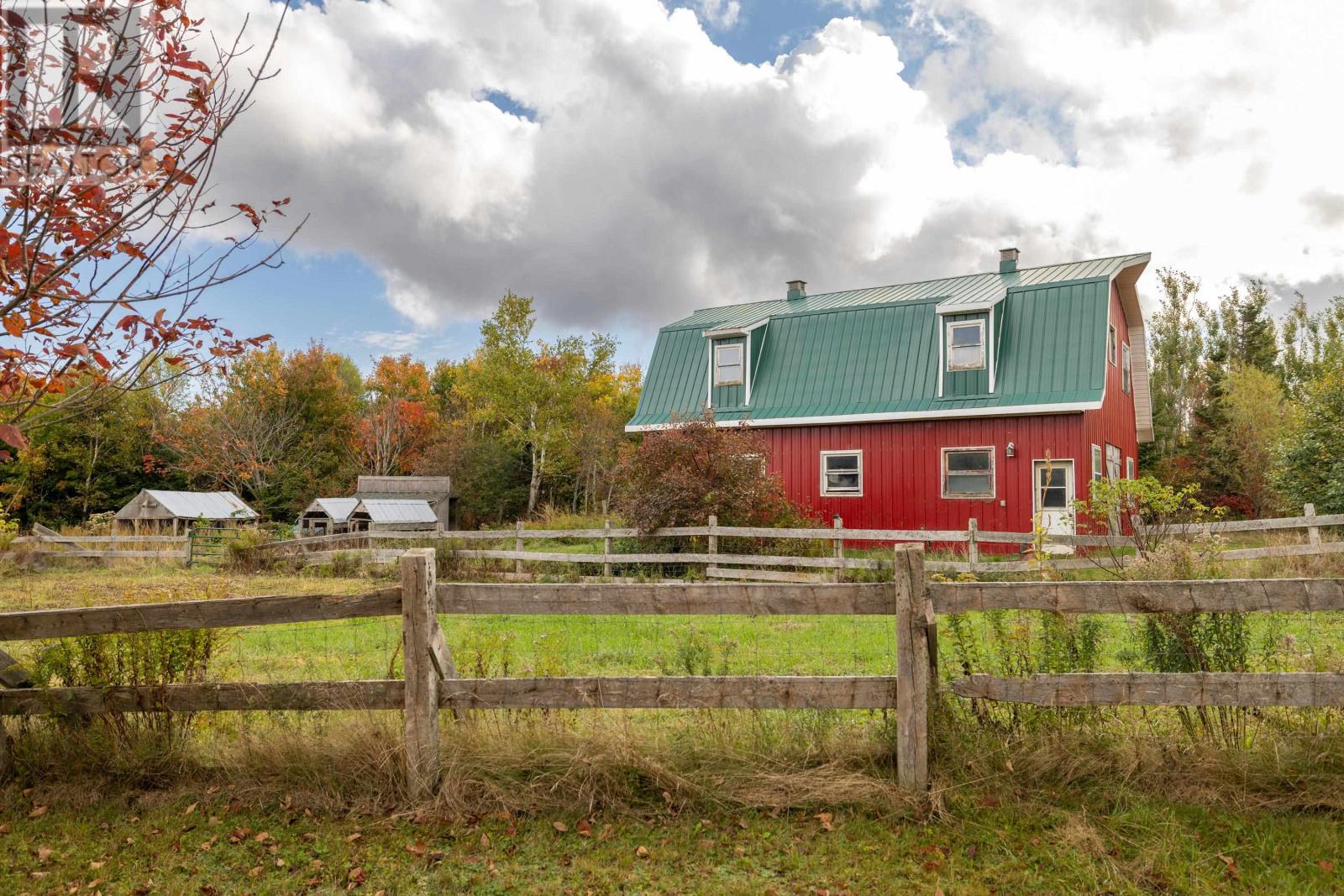 351 Queens Point Road, Tracadie, Prince Edward Island  C0A 1P0 - Photo 35 - 202519372