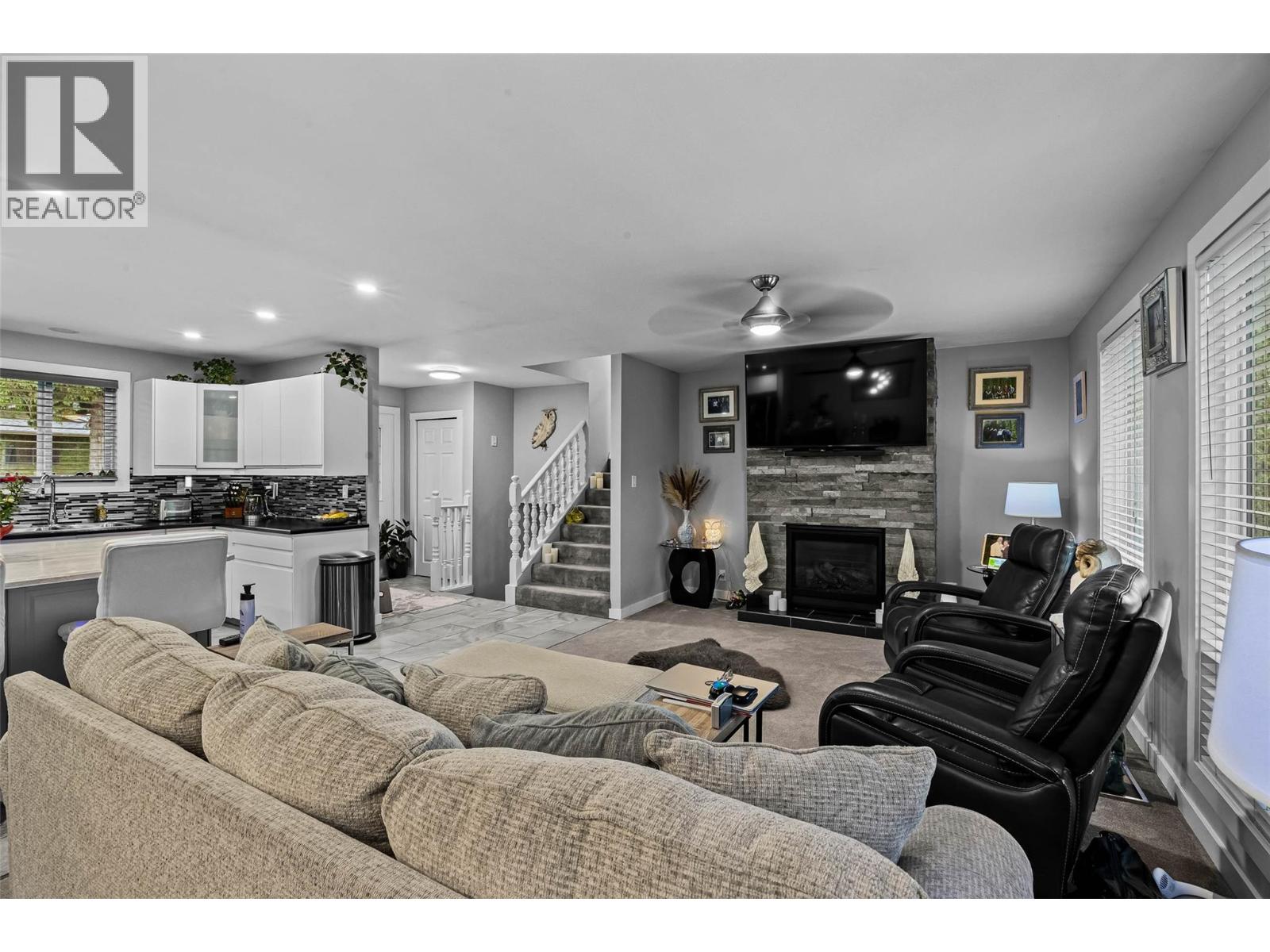 Property at 5344 Bogetti Place image 5