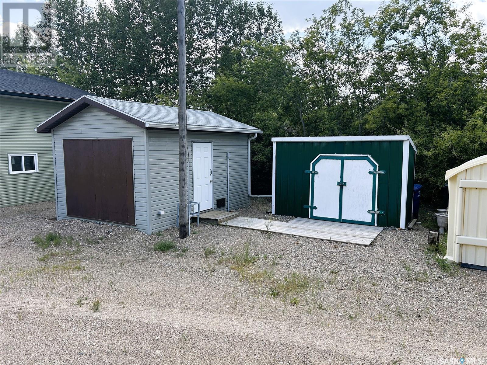 619 1st Avenue E, Choiceland, Saskatchewan  S0J 0M0 - Photo 33 - SK014165