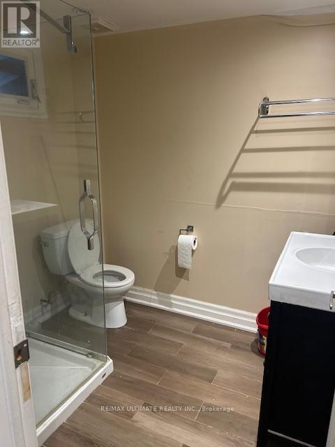 31 St. Clair Gardens, Toronto, Ontario  M6E 3V6 - Photo 11 - W12319410