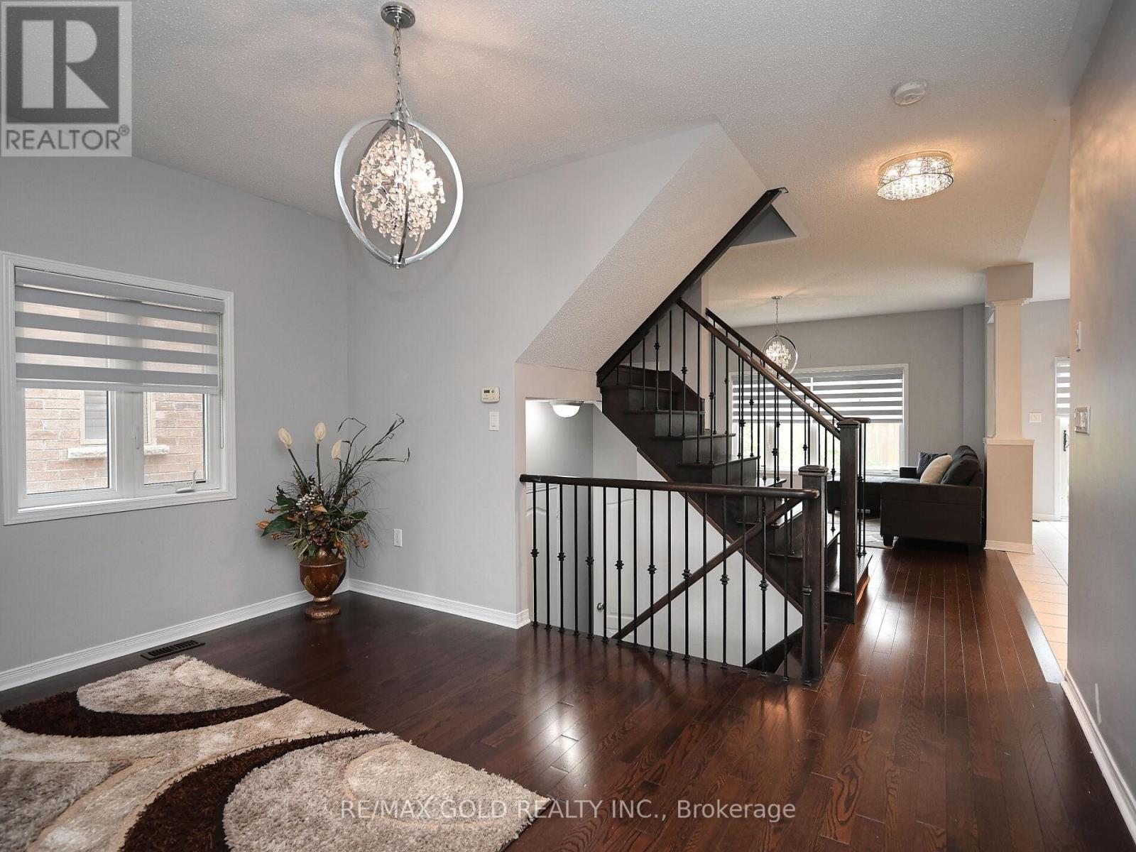 96 Ledger Point Crescent, Brampton, Ontario  L6R 3W1 - Photo 10 - W12319423