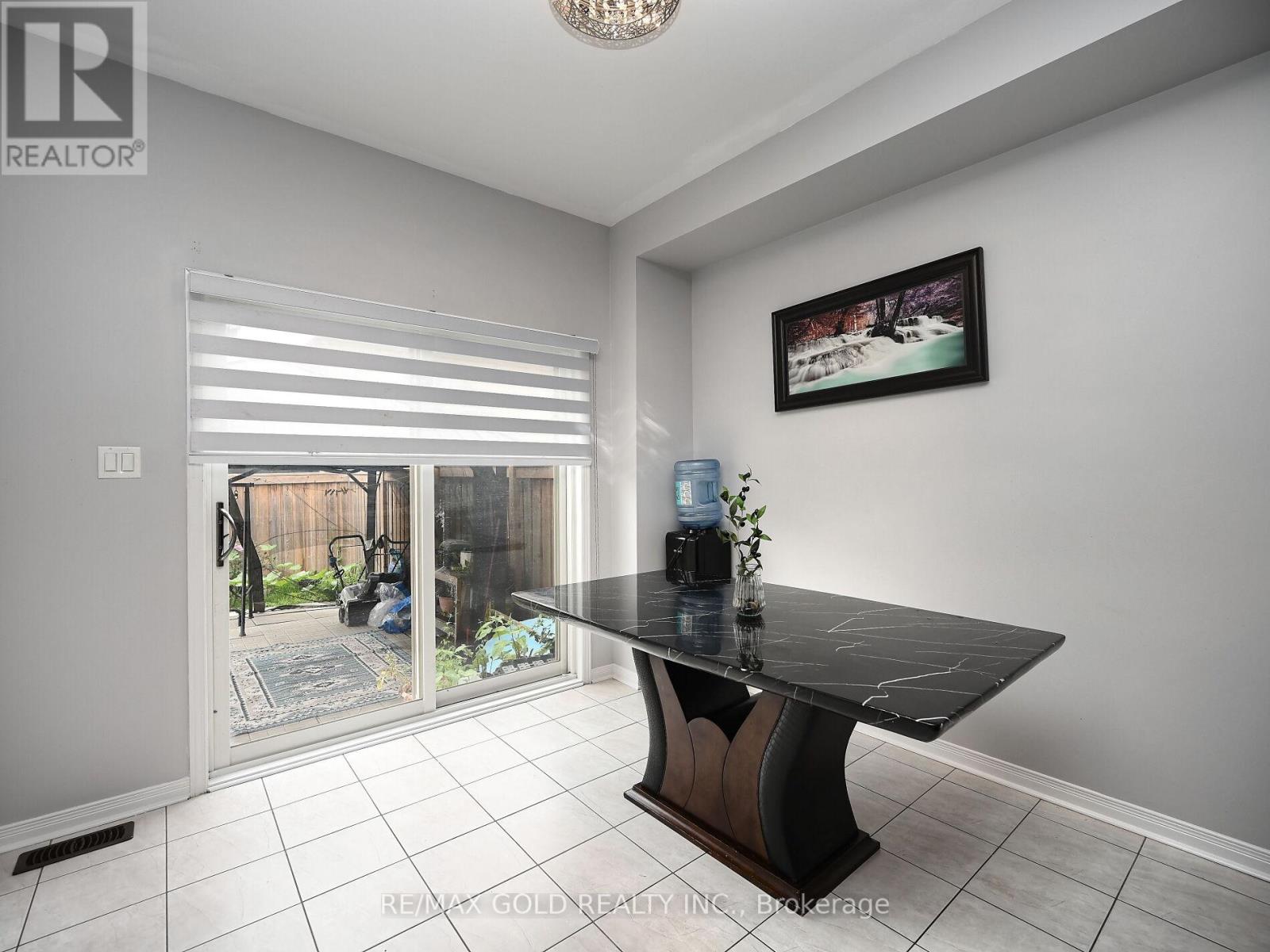 96 Ledger Point Crescent, Brampton, Ontario  L6R 3W1 - Photo 18 - W12319423
