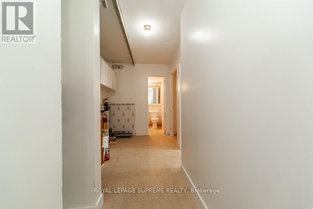 908 - 940 Caledonia Road, Toronto, Ontario  M6B 3Y4 - Photo 21 - W12319449