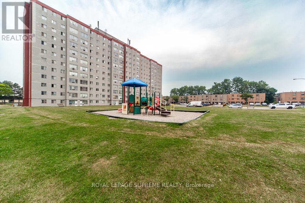 908 - 940 Caledonia Road, Toronto, Ontario  M6B 3Y4 - Photo 38 - W12319449