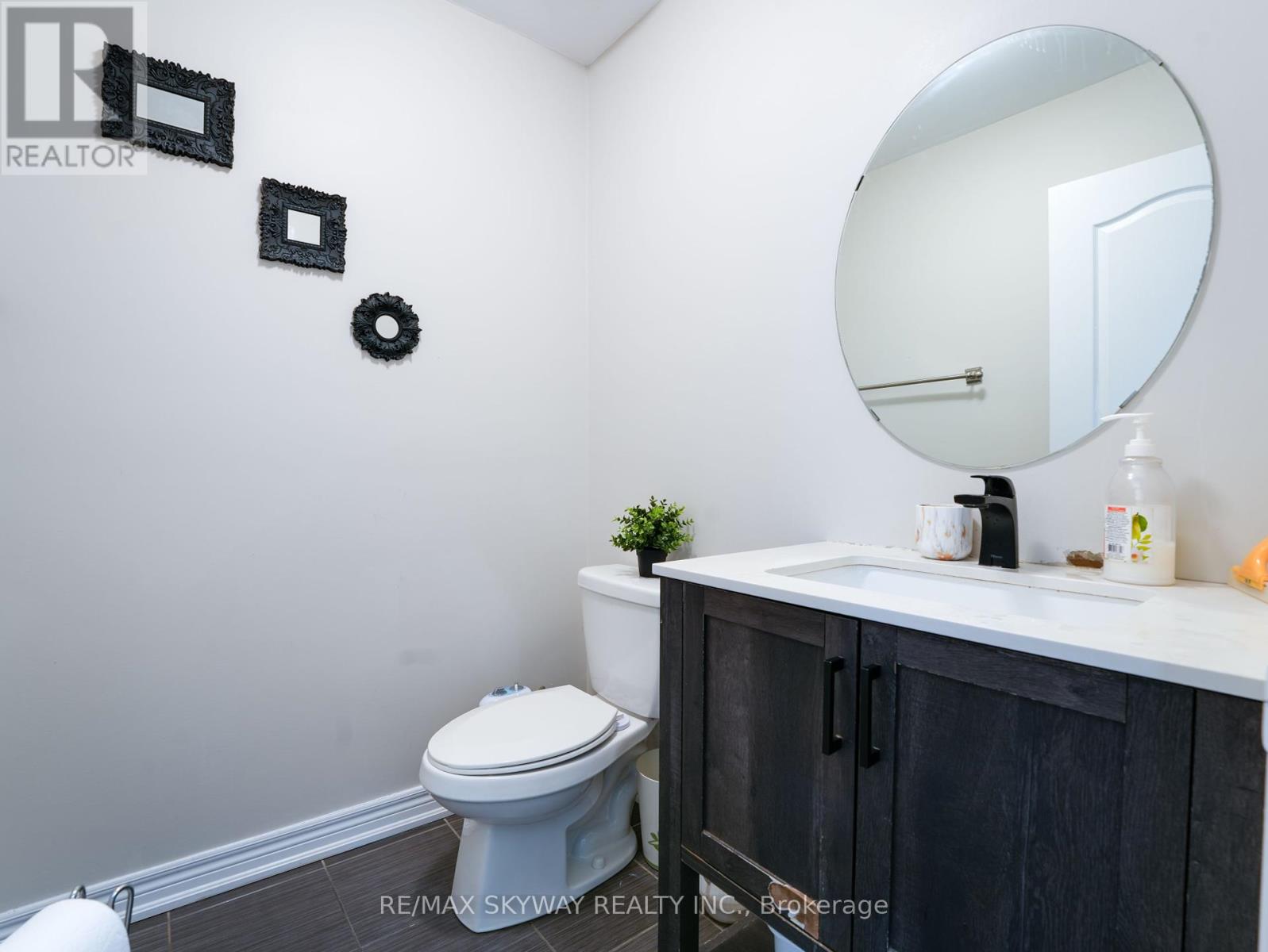 142 Inspire Boulevard, Brampton, Ontario  L6R 3X7 - Photo 24 - W12319473