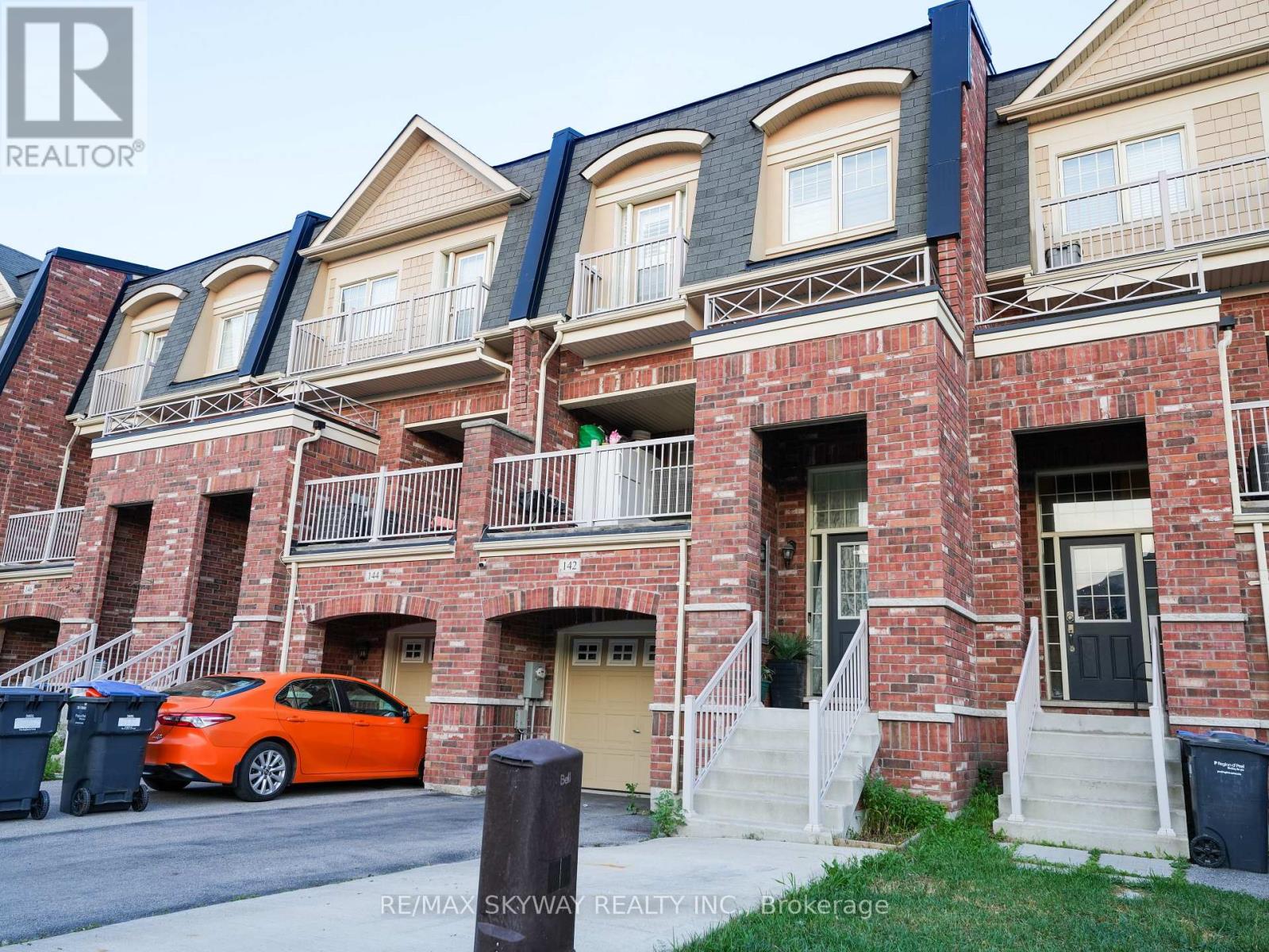 142 Inspire Boulevard, Brampton, Ontario  L6R 3X7 - Photo 9 - W12319473