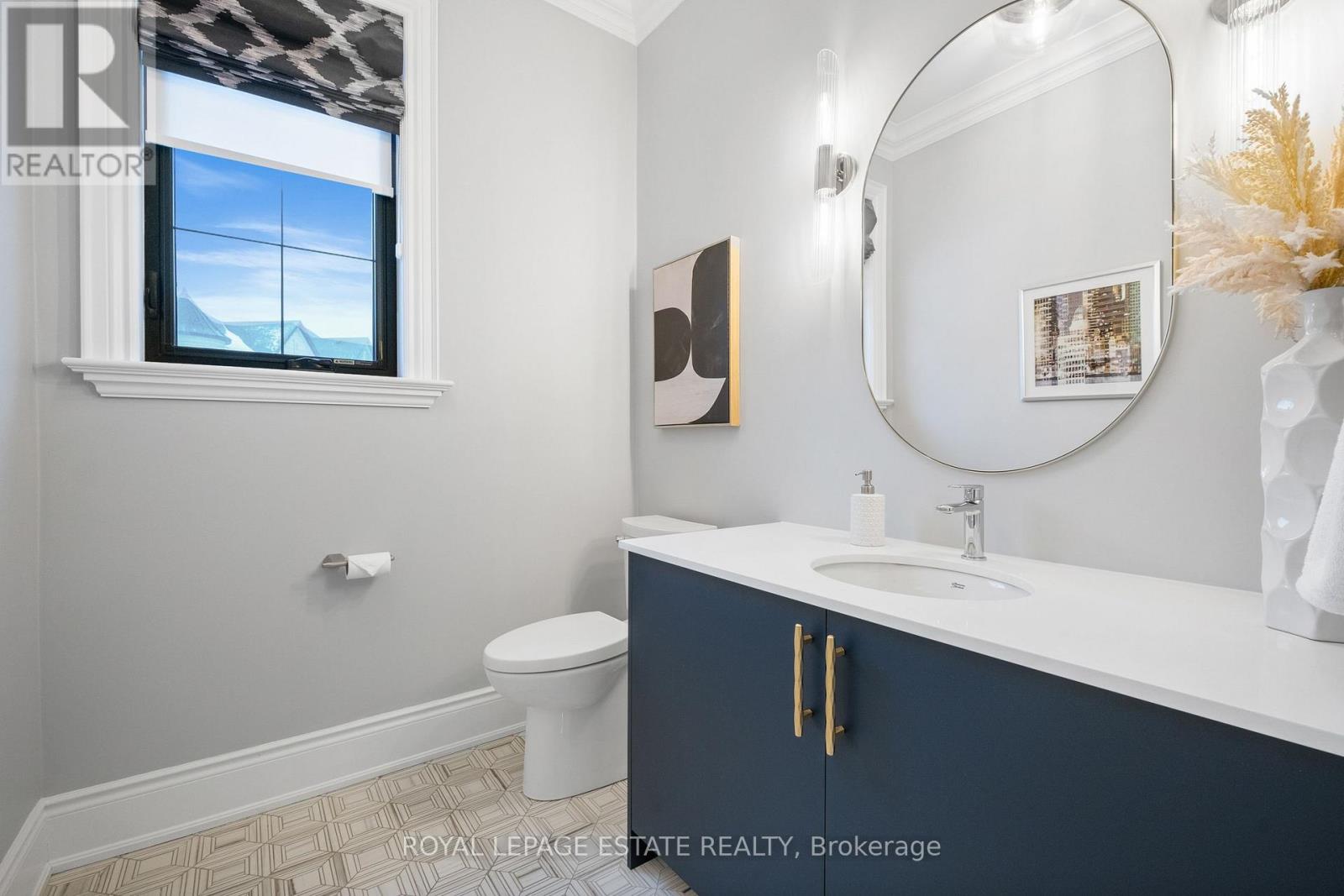 2338 Hyacinth Crescent, Oakville, Ontario  L6M 5M8 - Photo 15 - W12319483