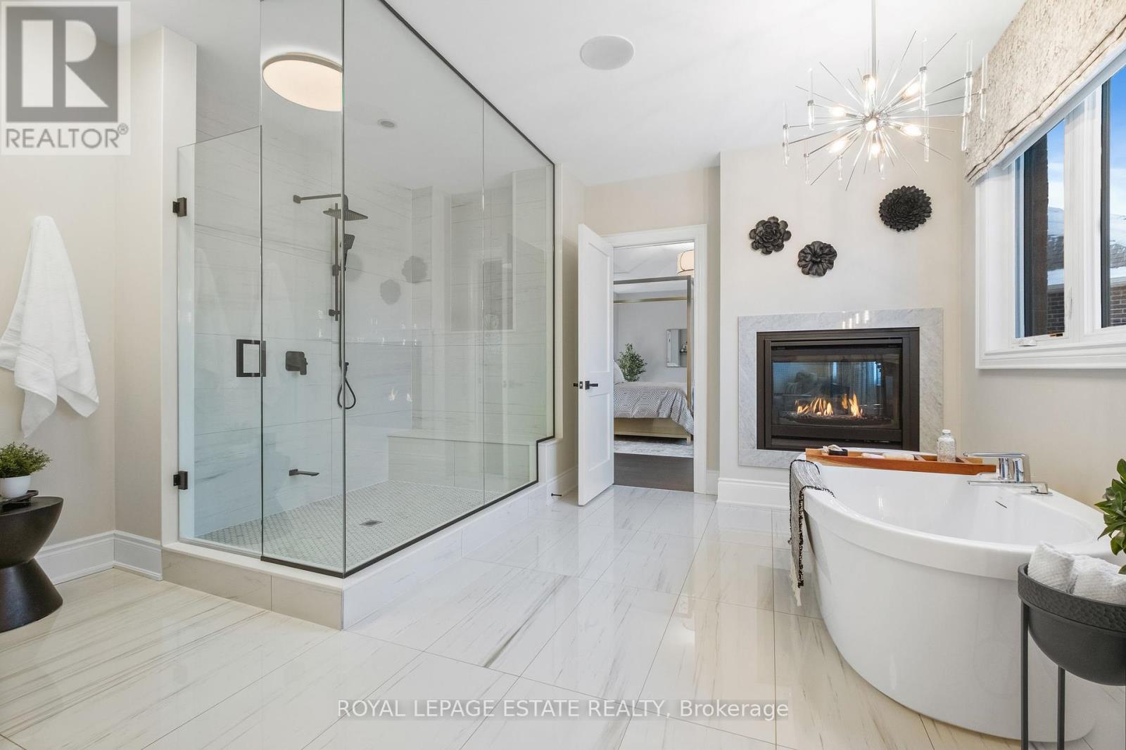2338 Hyacinth Crescent, Oakville, Ontario  L6M 5M8 - Photo 24 - W12319483