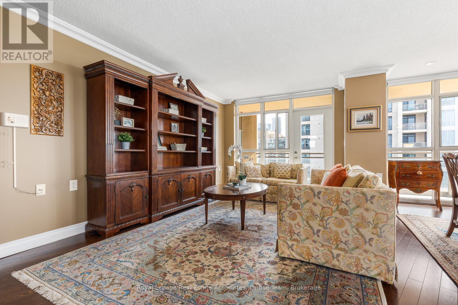 1606 - 3 Marine Parade Drive, Toronto, Ontario  M8V 3Z5 - Photo 4 - W12319541