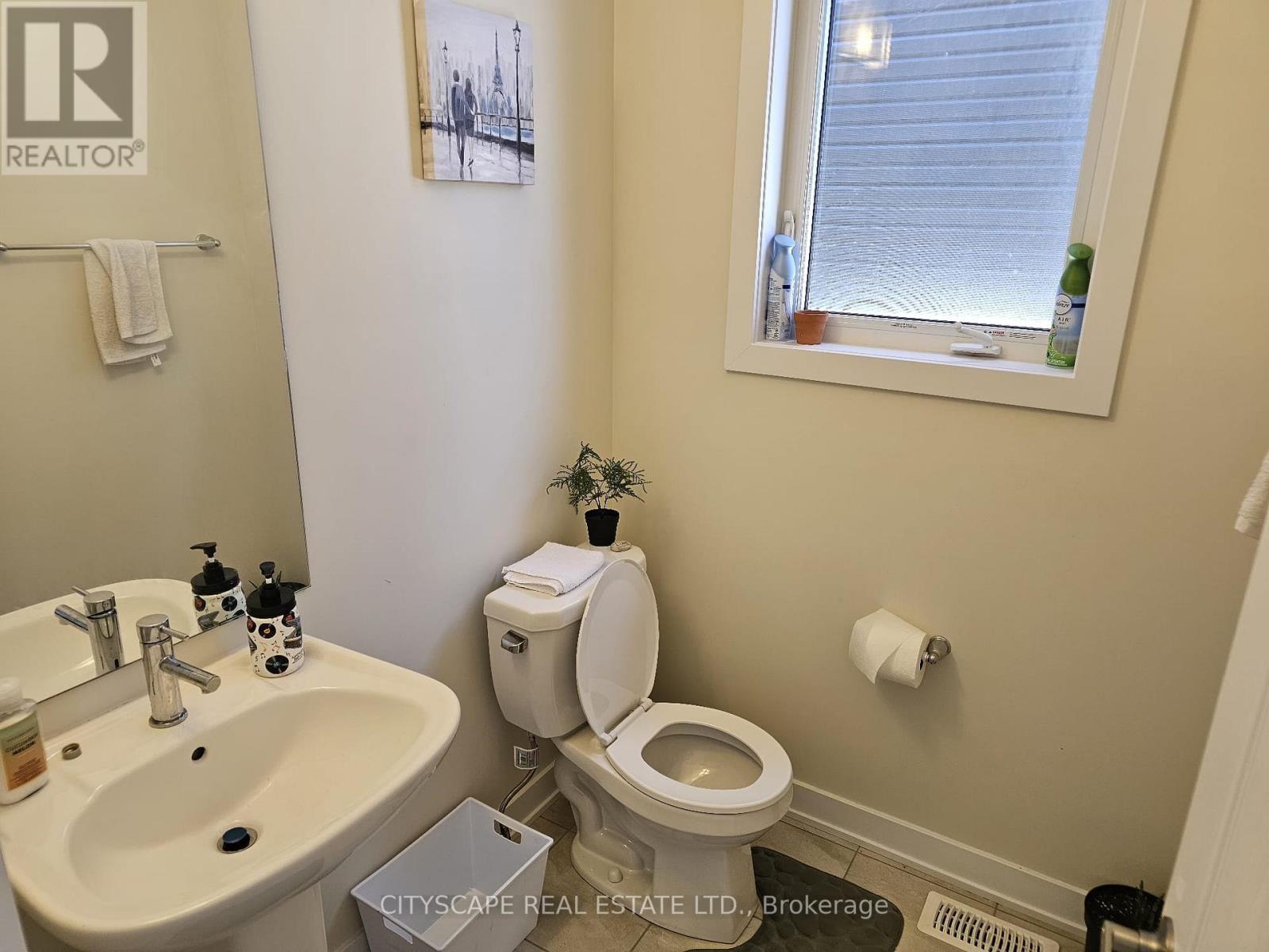 61 Starboard Crescent, Welland, Ontario  L3B 0M7 - Photo 14 - X12319572