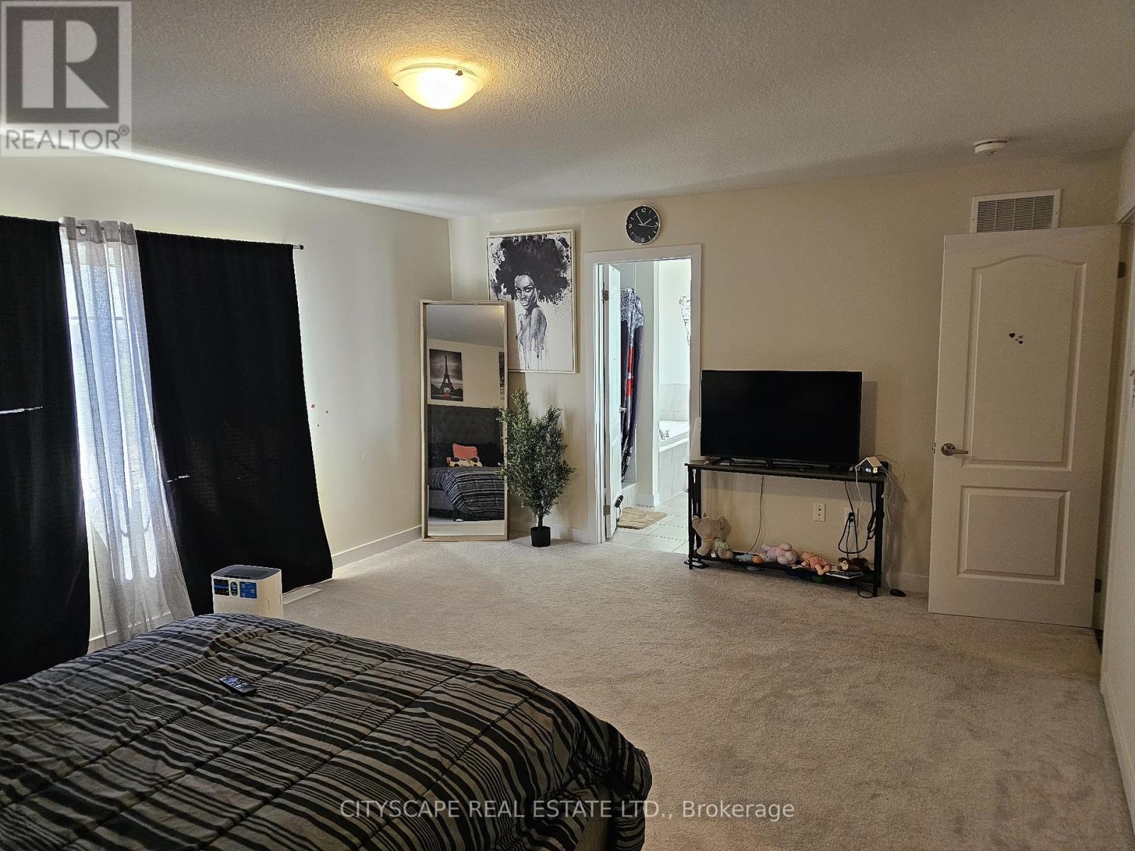 61 Starboard Crescent, Welland, Ontario  L3B 0M7 - Photo 17 - X12319572