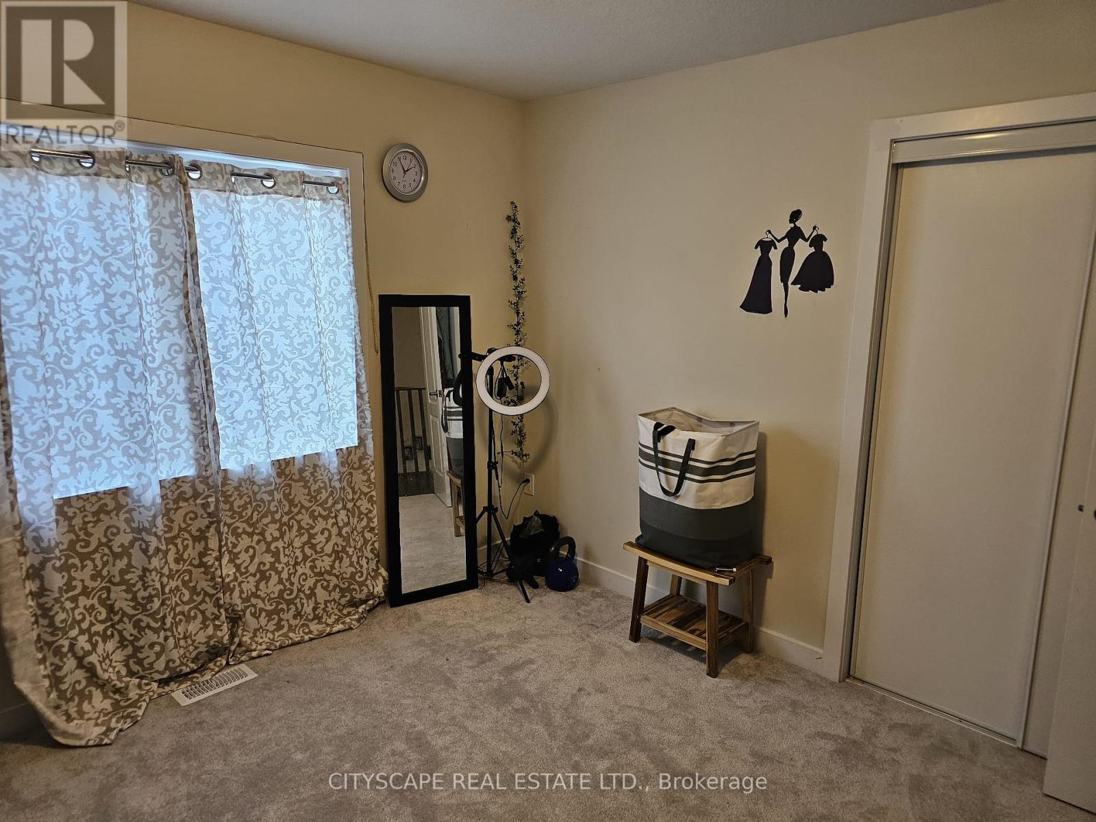 61 Starboard Crescent, Welland, Ontario  L3B 0M7 - Photo 22 - X12319572